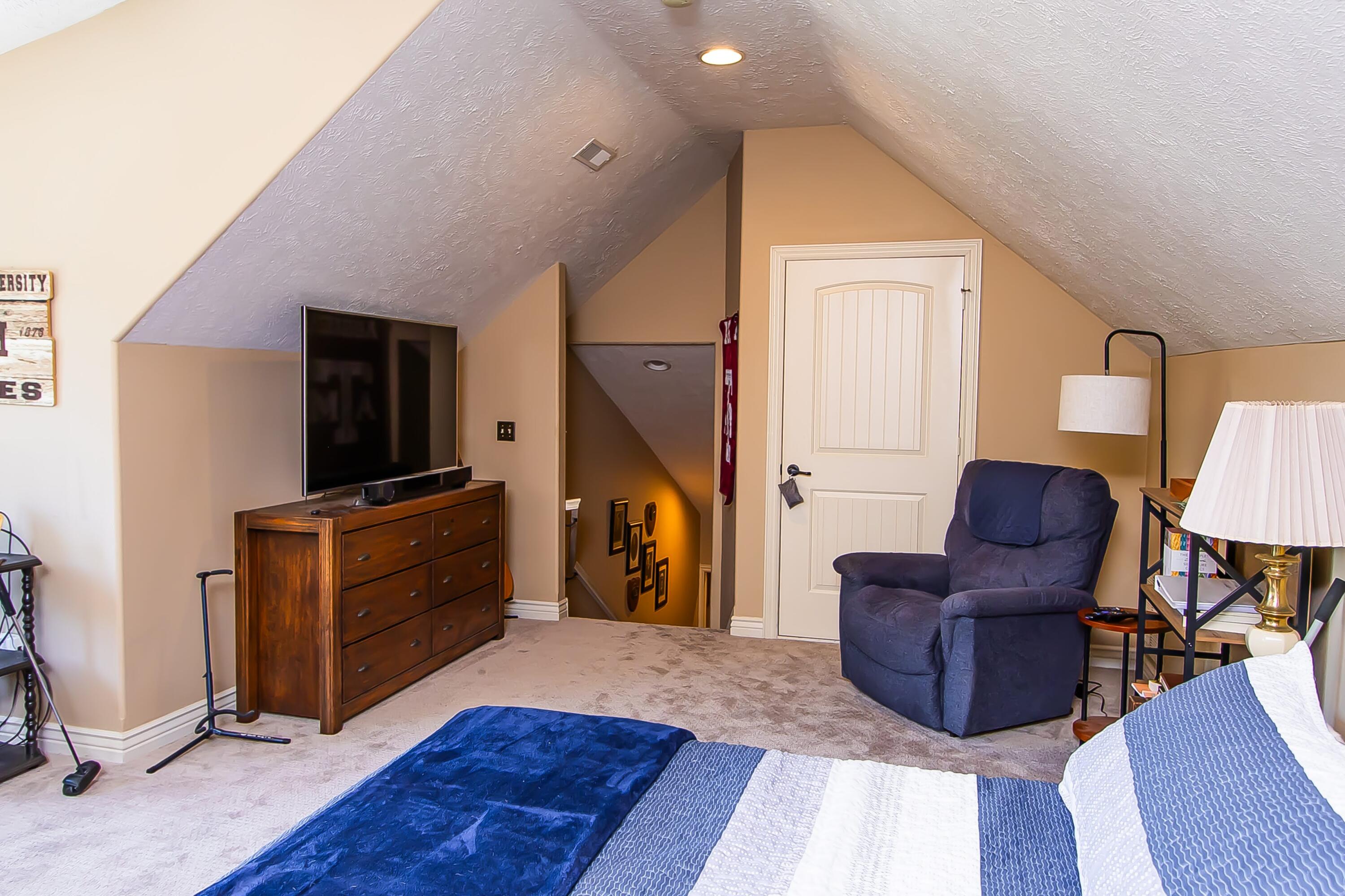 320 Ridgecrest Drive Property Photo 47