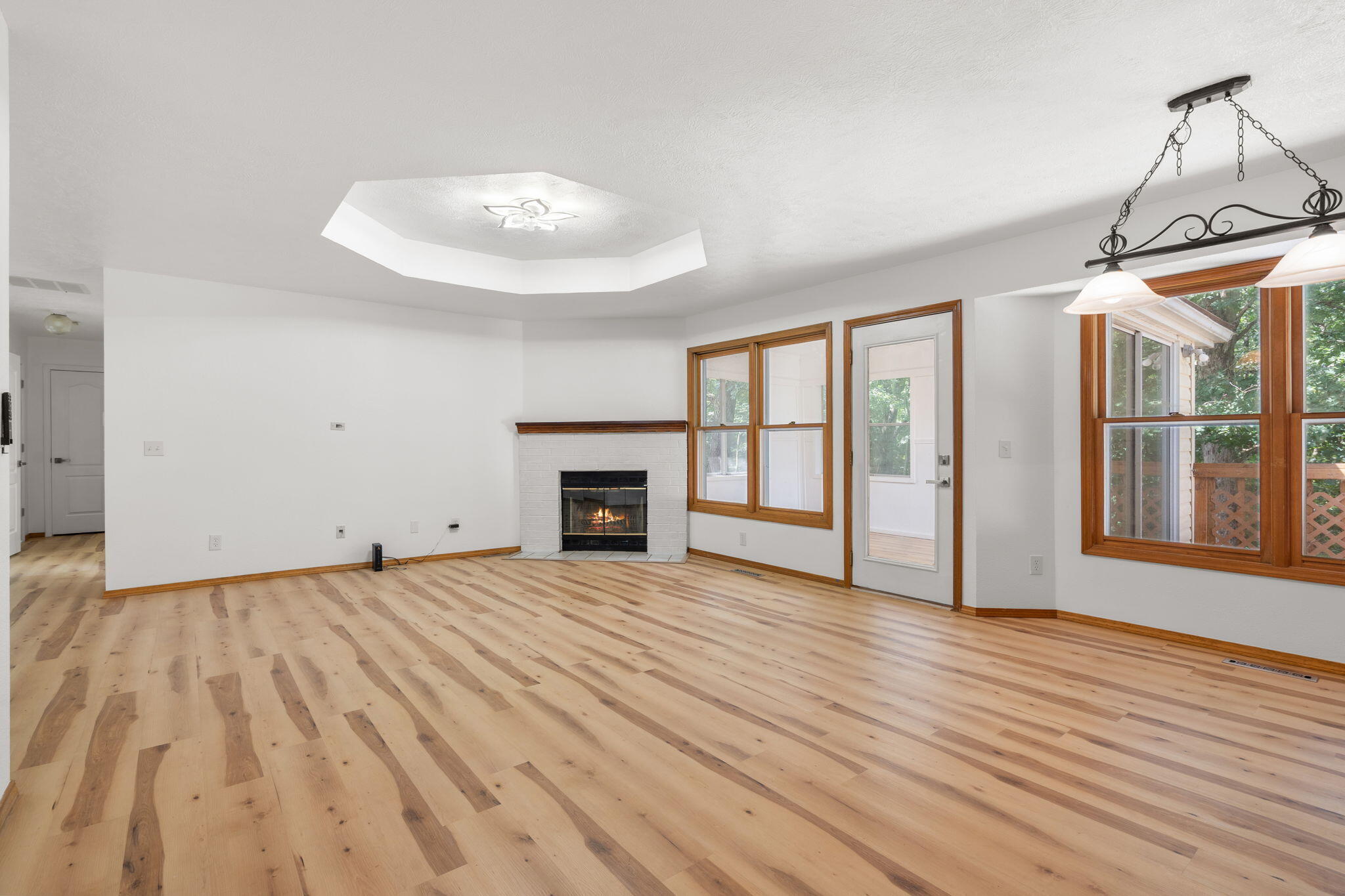 8 Northwoods Drive Property Photo 7