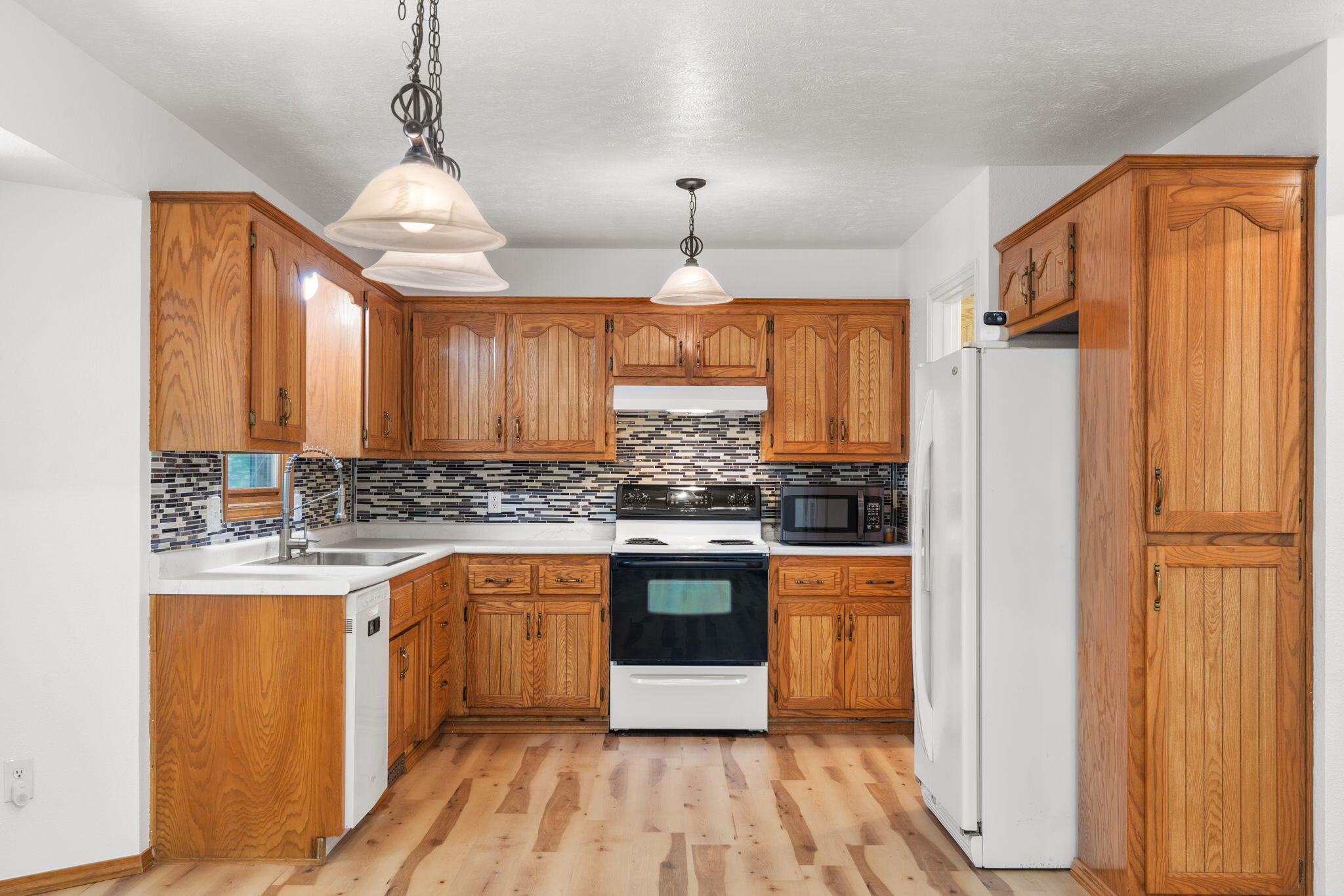 8 Northwoods Drive Property Photo 12