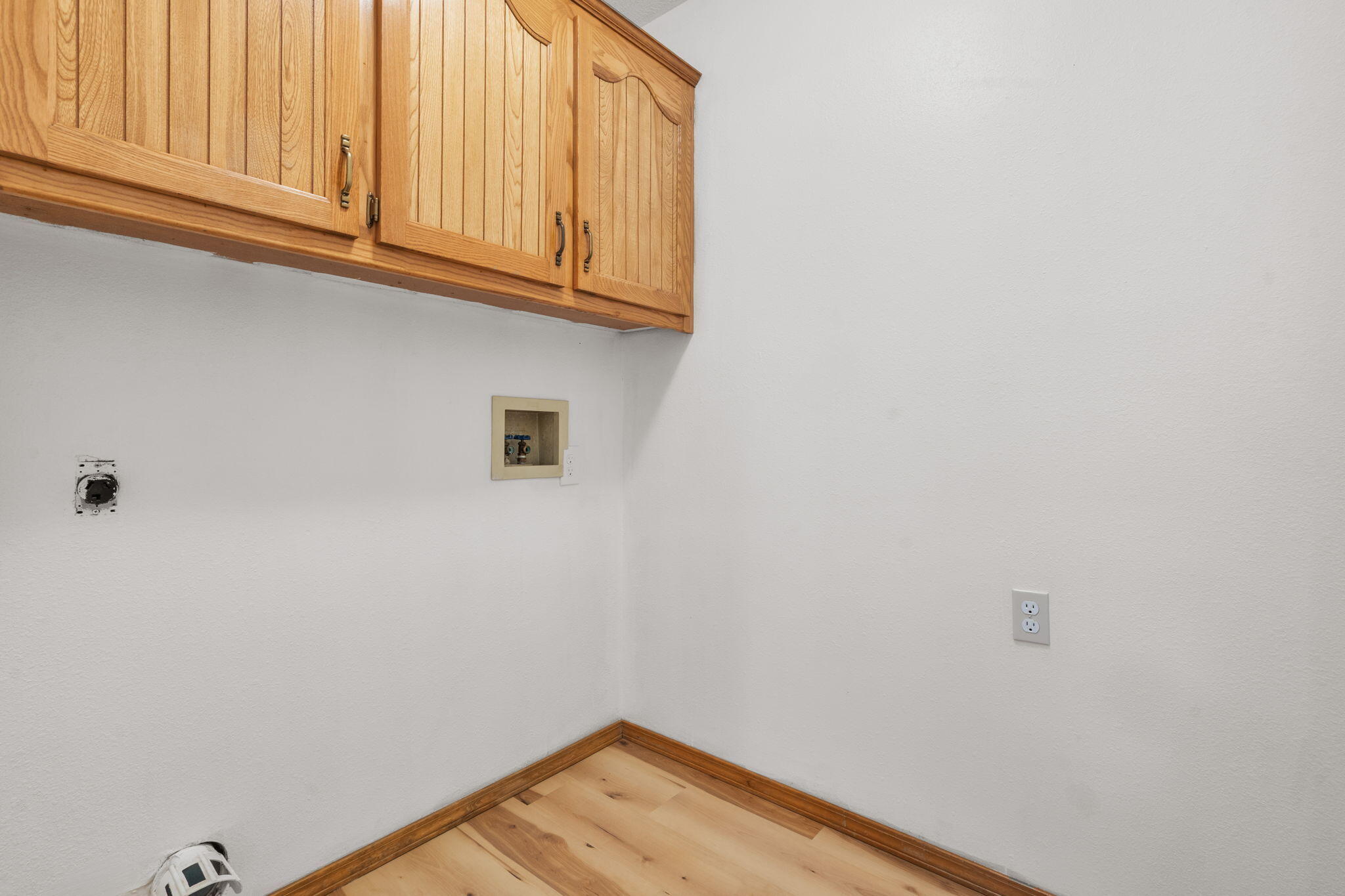 8 Northwoods Drive Property Photo 18