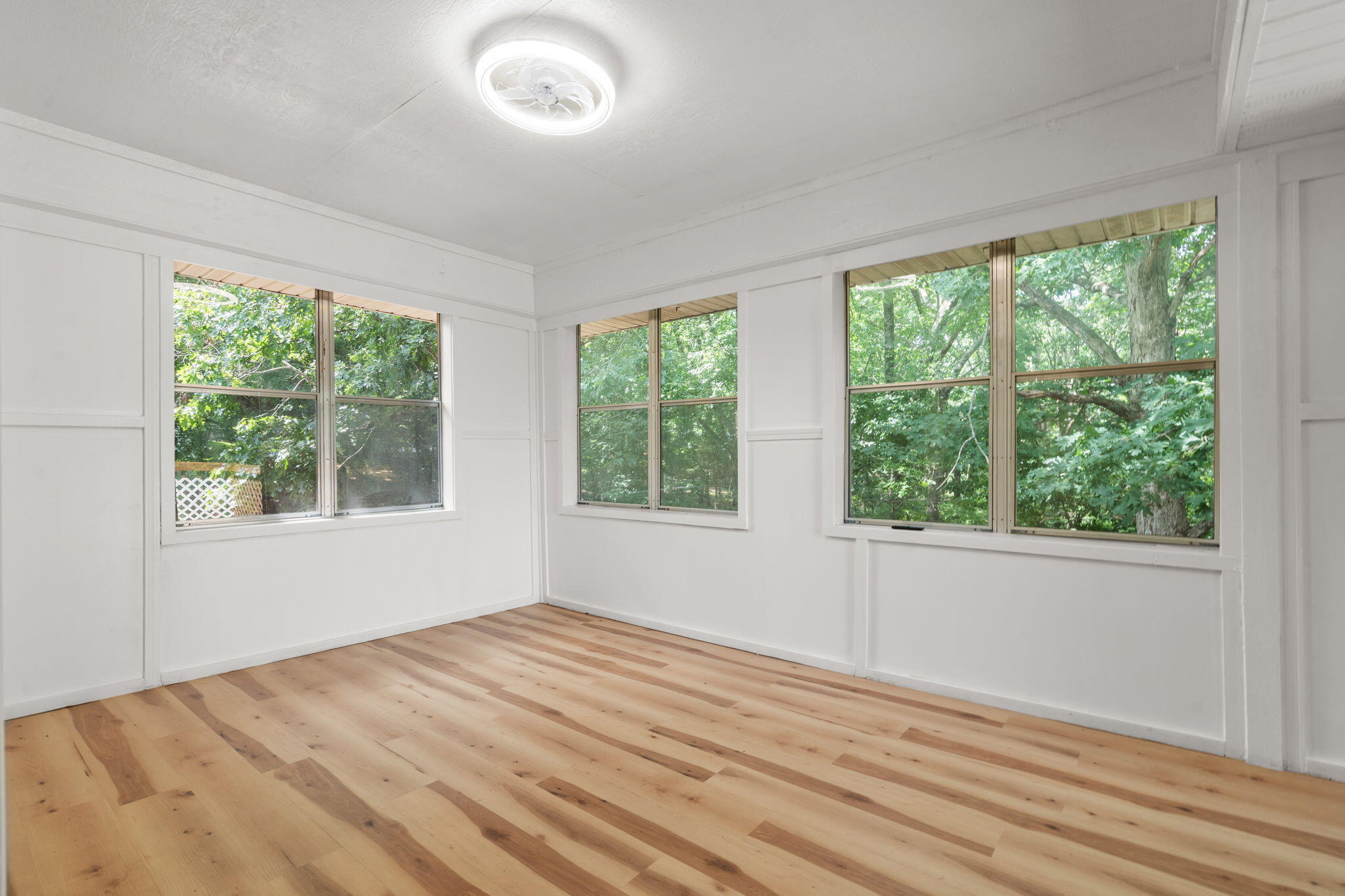 8 Northwoods Drive Property Photo 19
