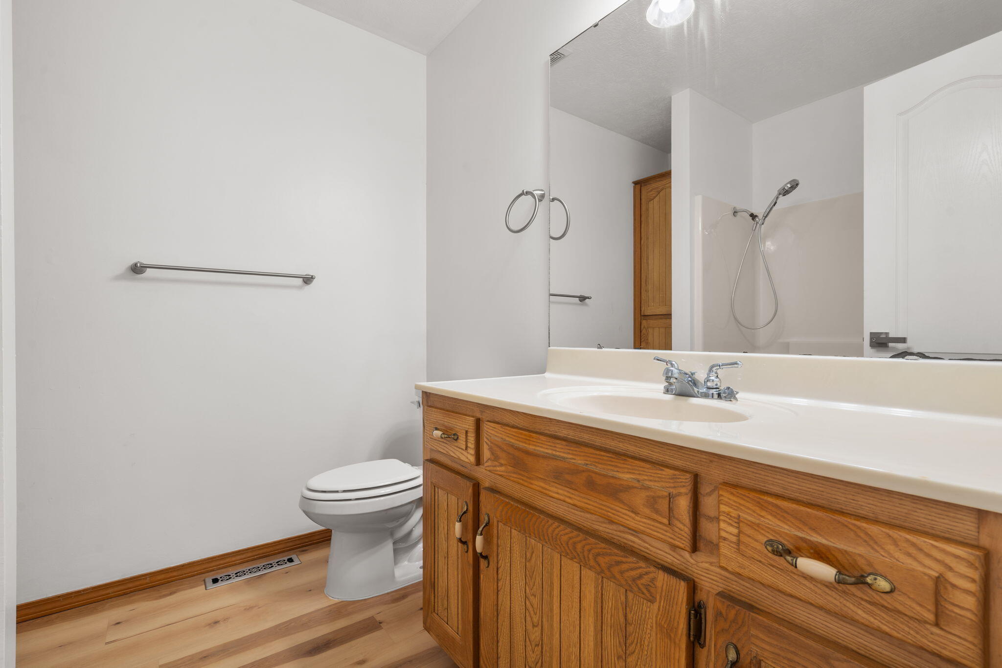 8 Northwoods Drive Property Photo 20