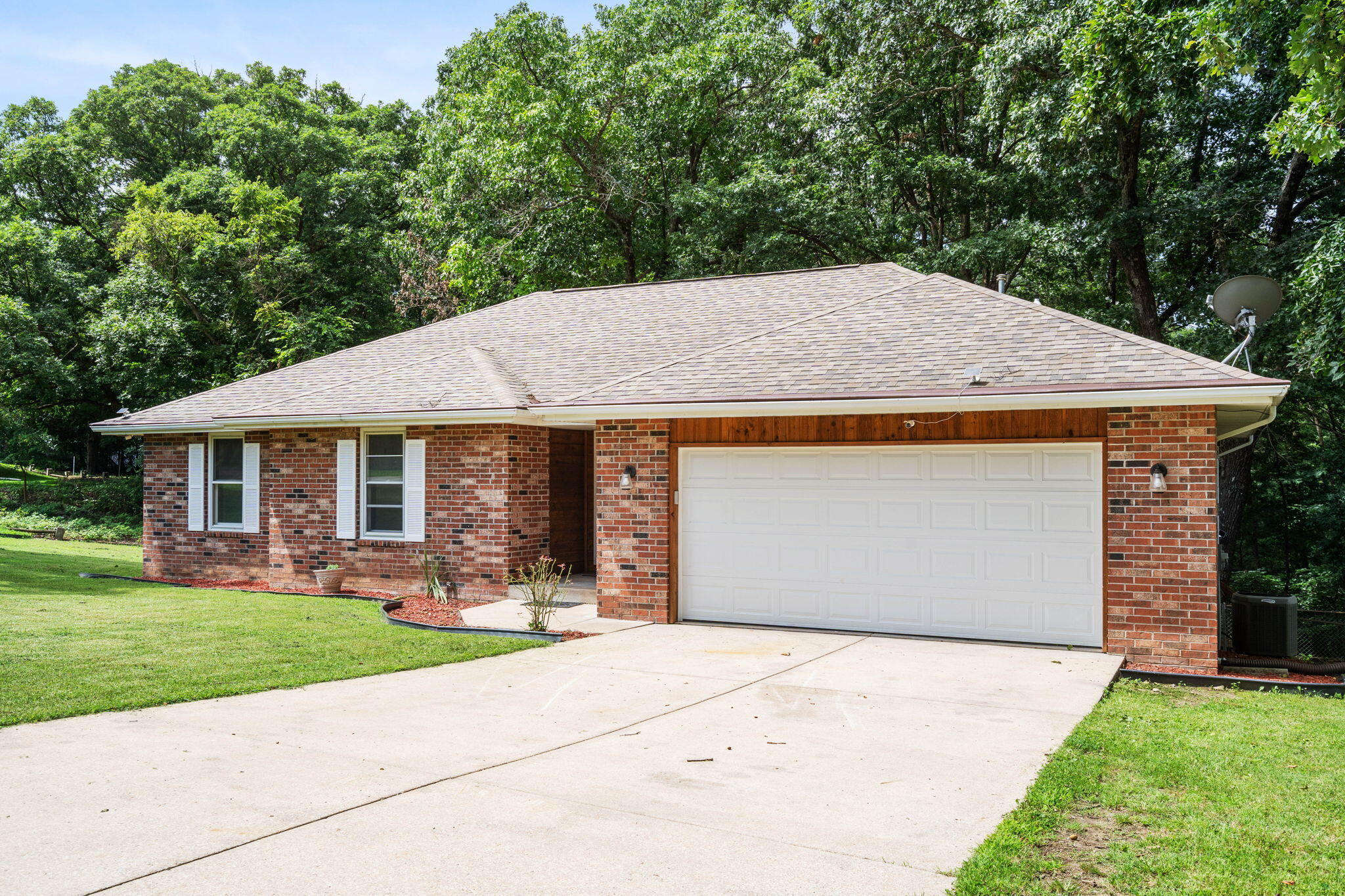 8 Northwoods Drive Property Photo 35