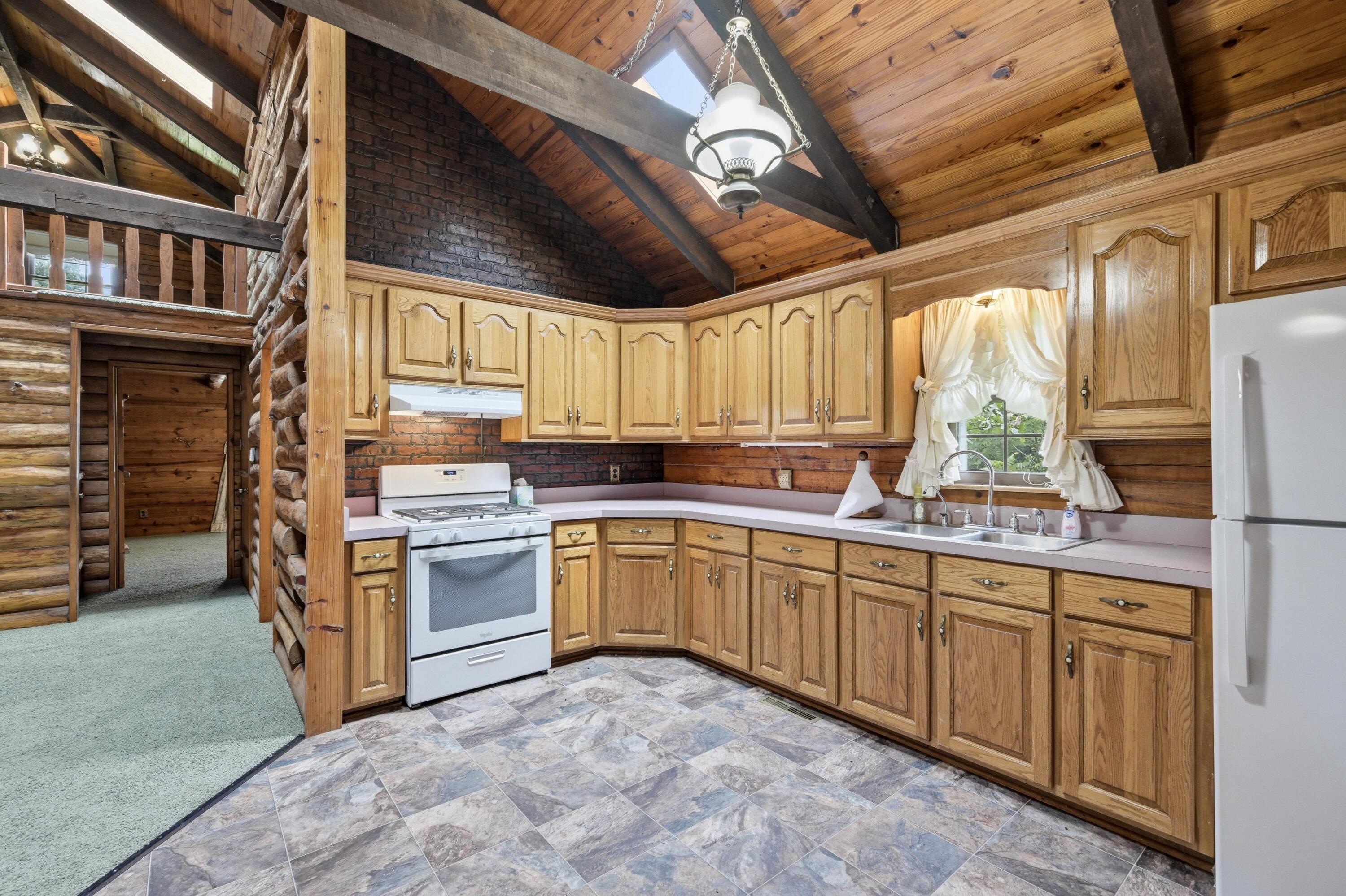 17083 Kentucky Road Property Photo 13