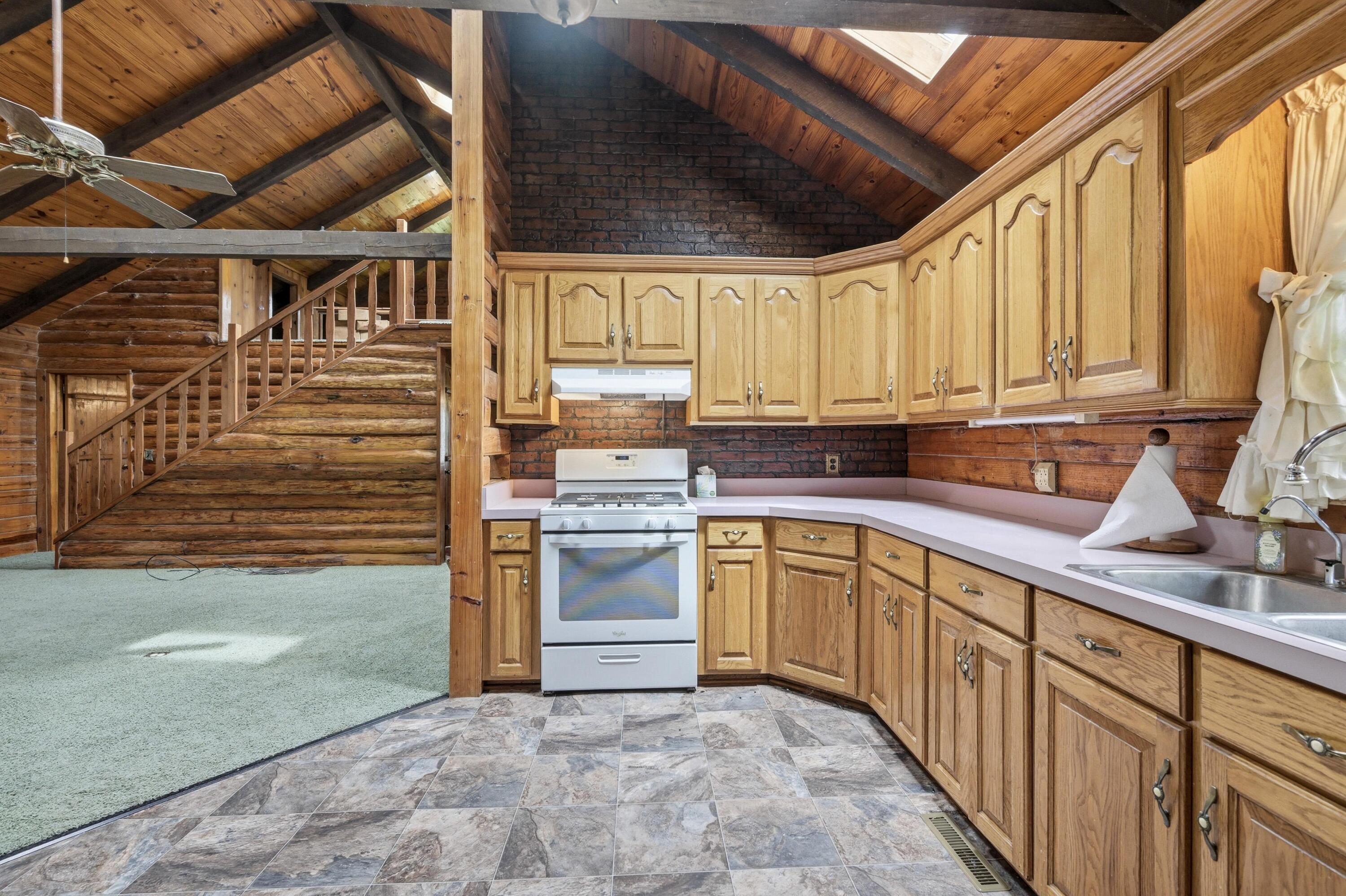 17083 Kentucky Road Property Photo 14