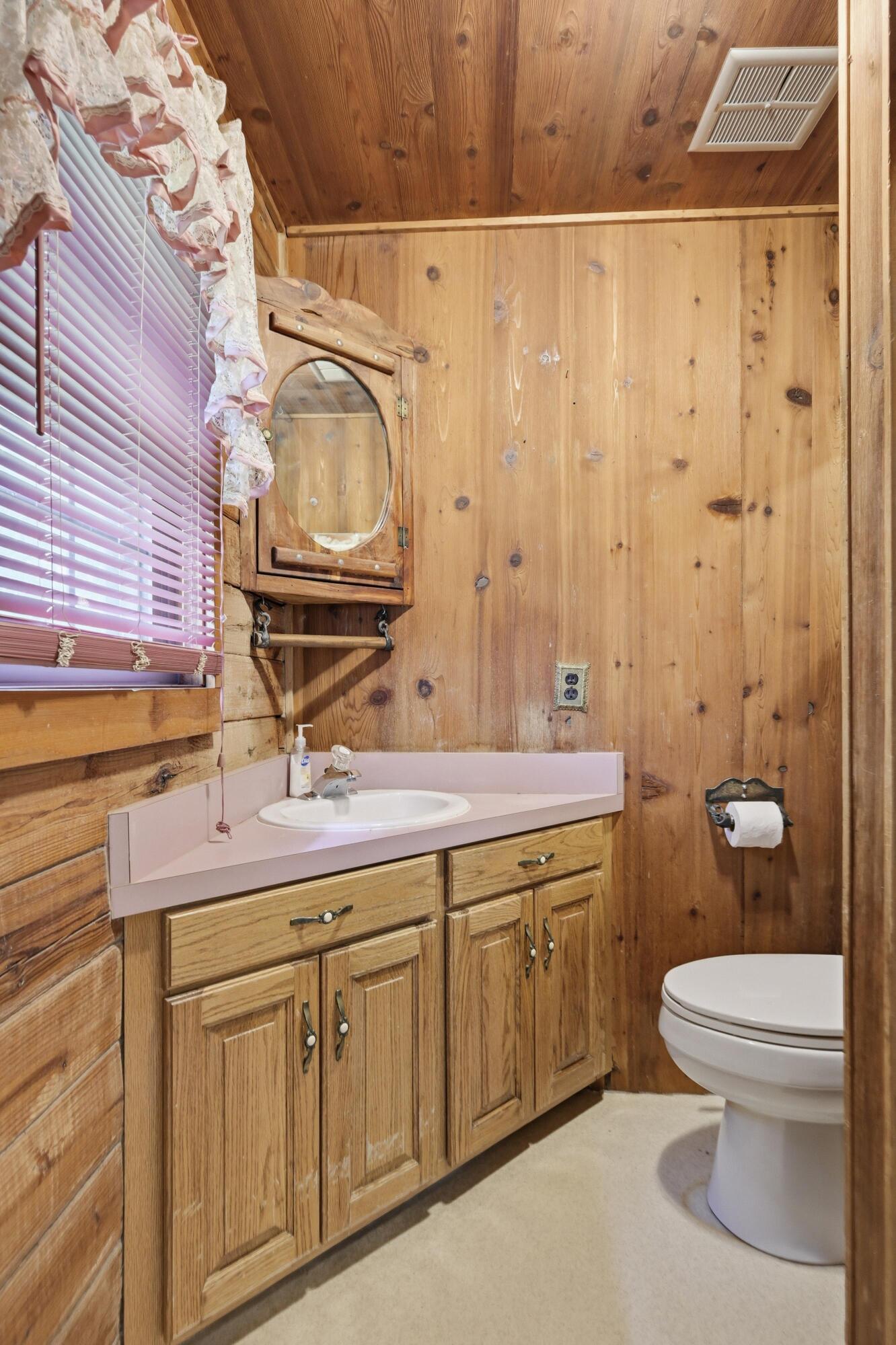 17083 Kentucky Road Property Photo 23