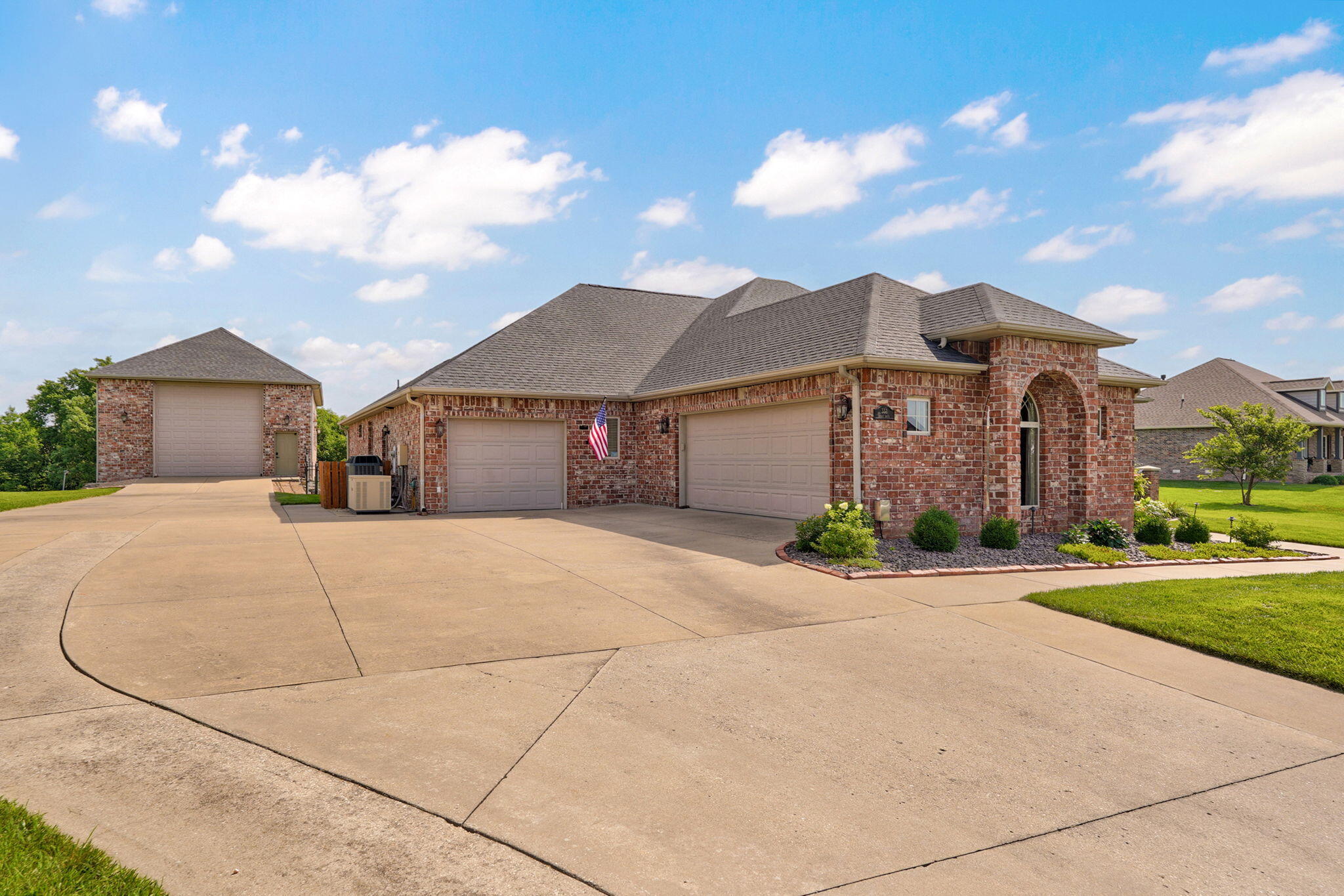332 Sunset Drive Property Photo 47