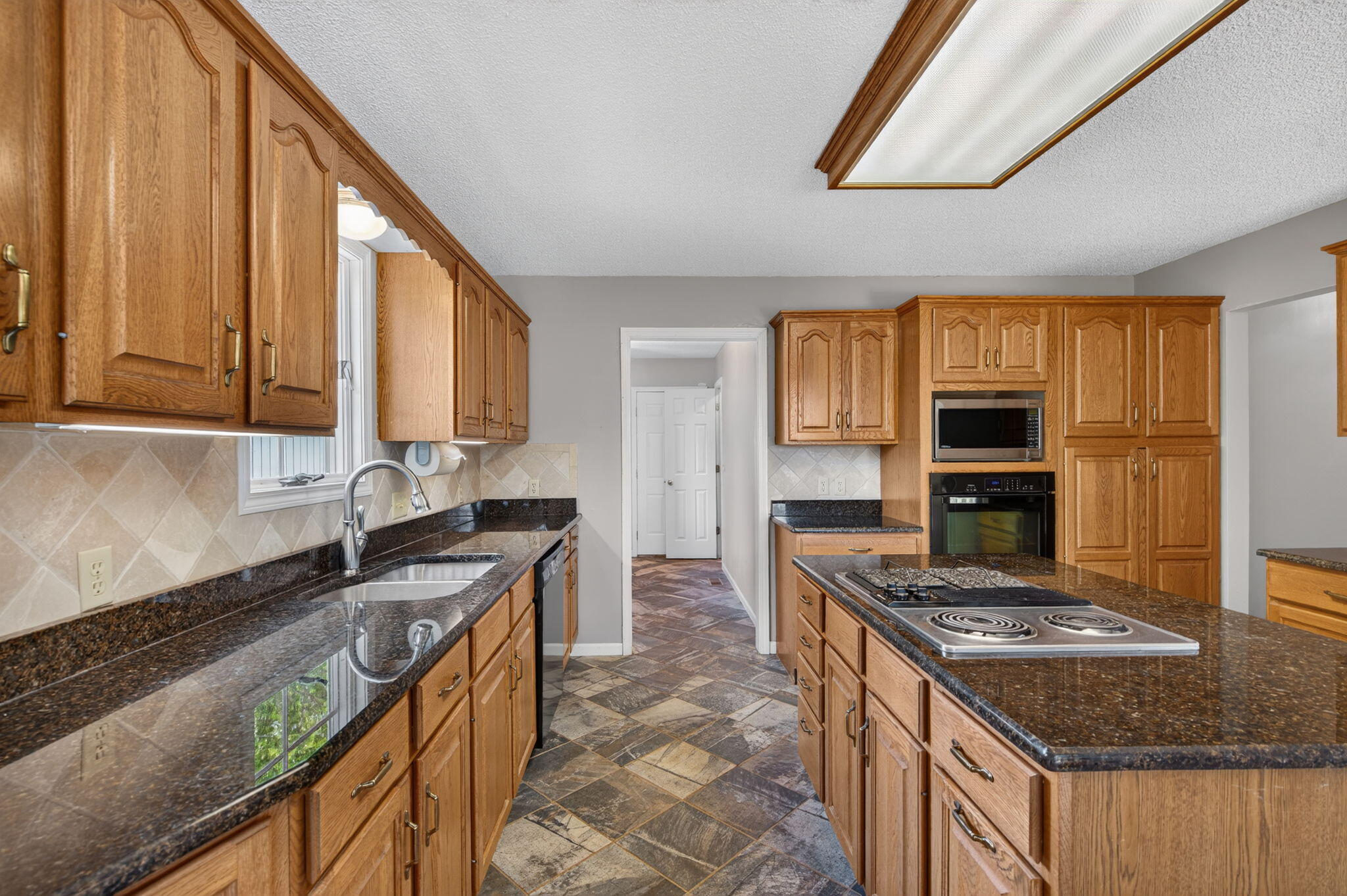 21222 County Road 295 Property Photo 11