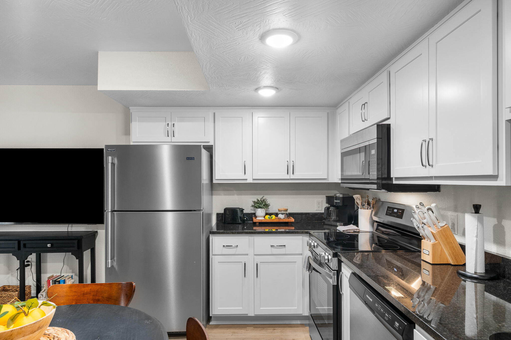 403 Veterans Boulevard F-7 Property Photo 8