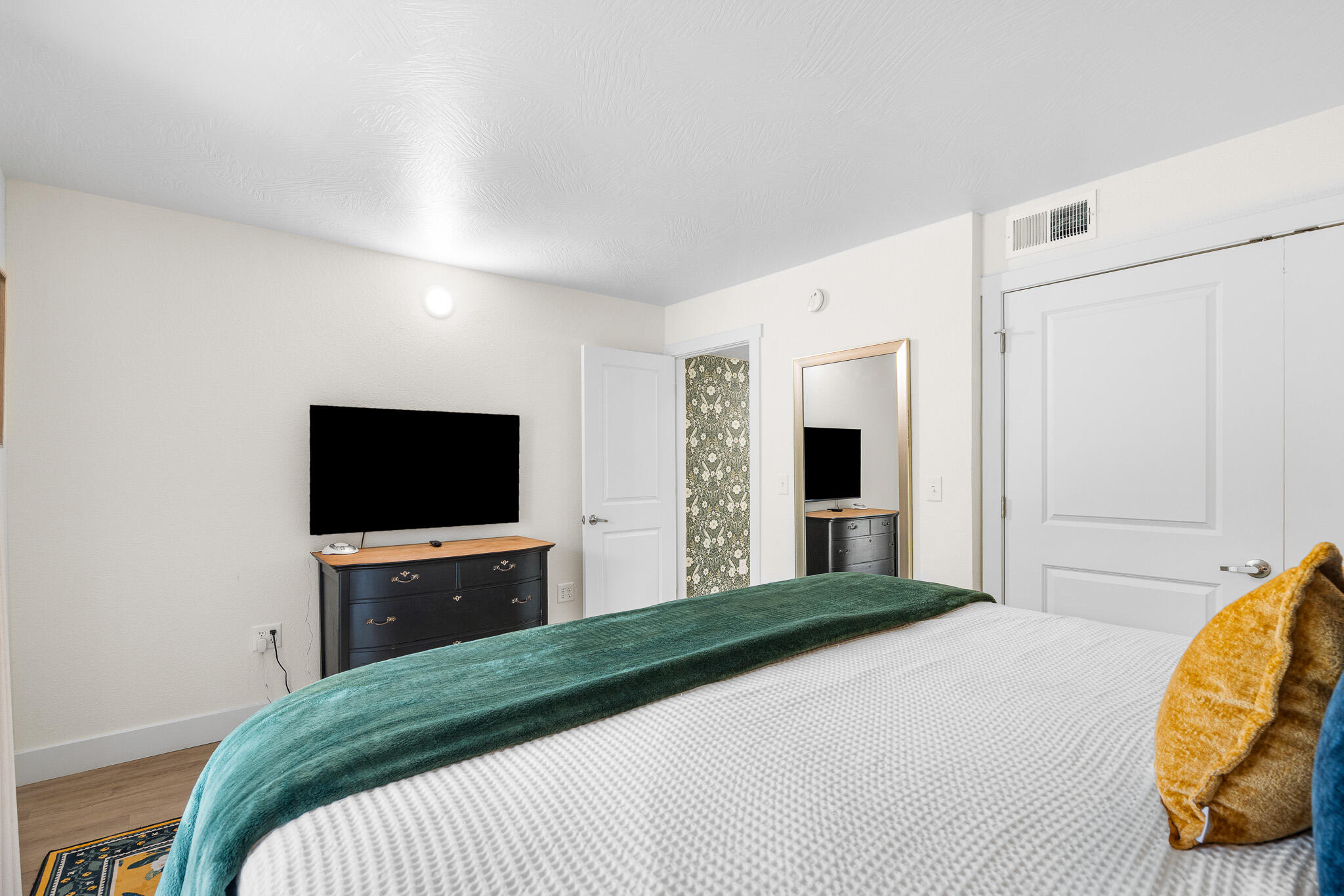 403 Veterans Boulevard F-7 Property Photo 15