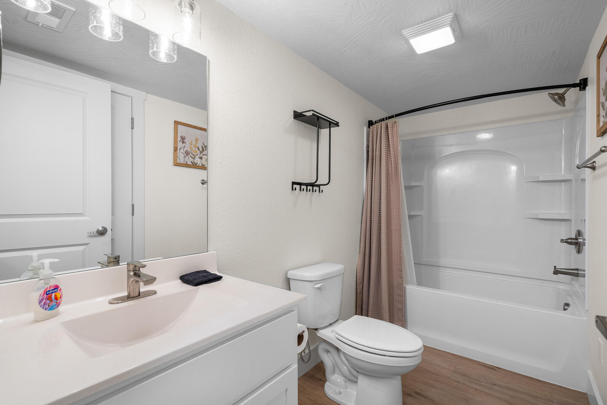 403 Veterans Boulevard F-7 Property Photo 17