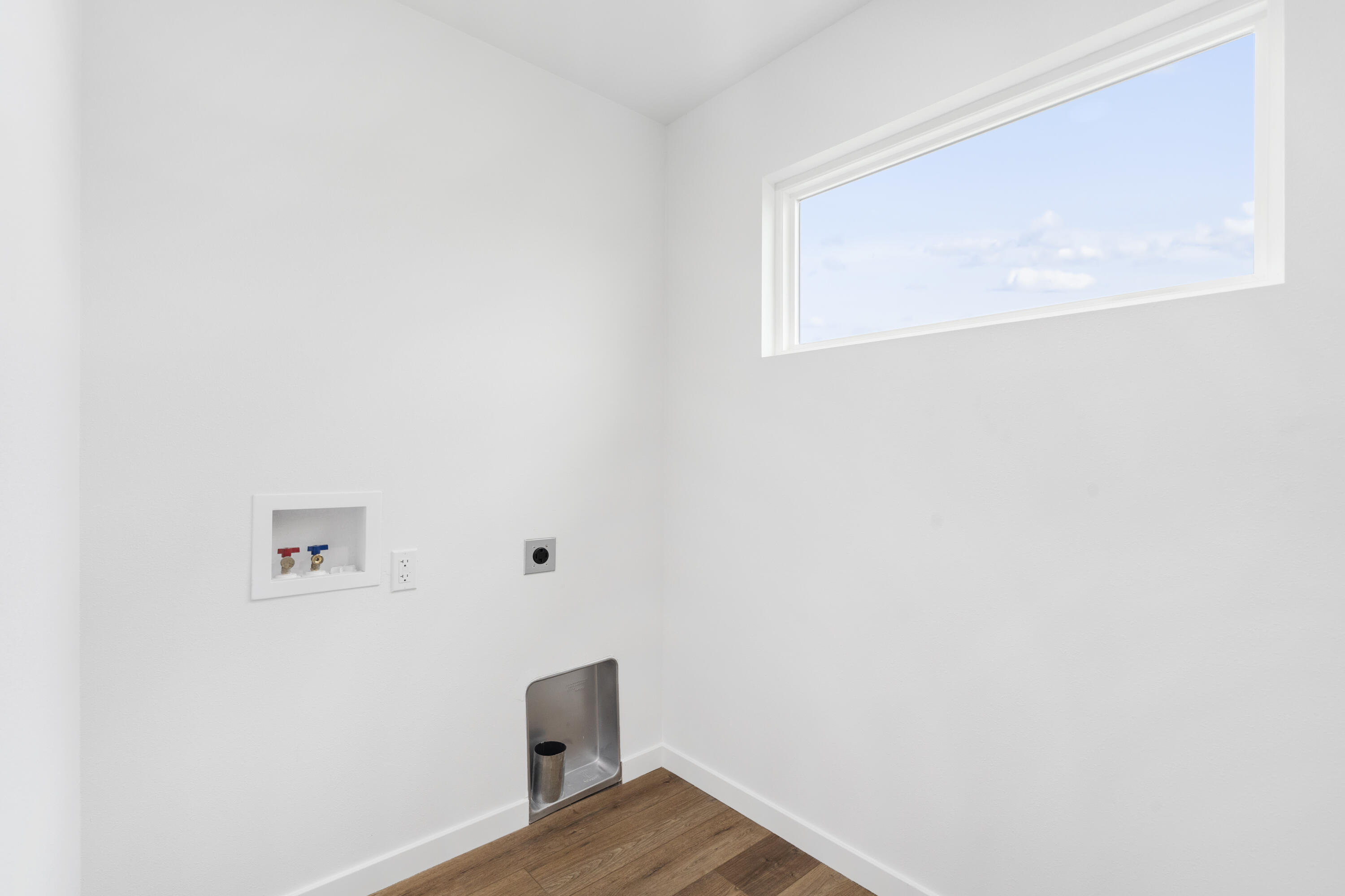1030 West Madison Drive Property Photo 16