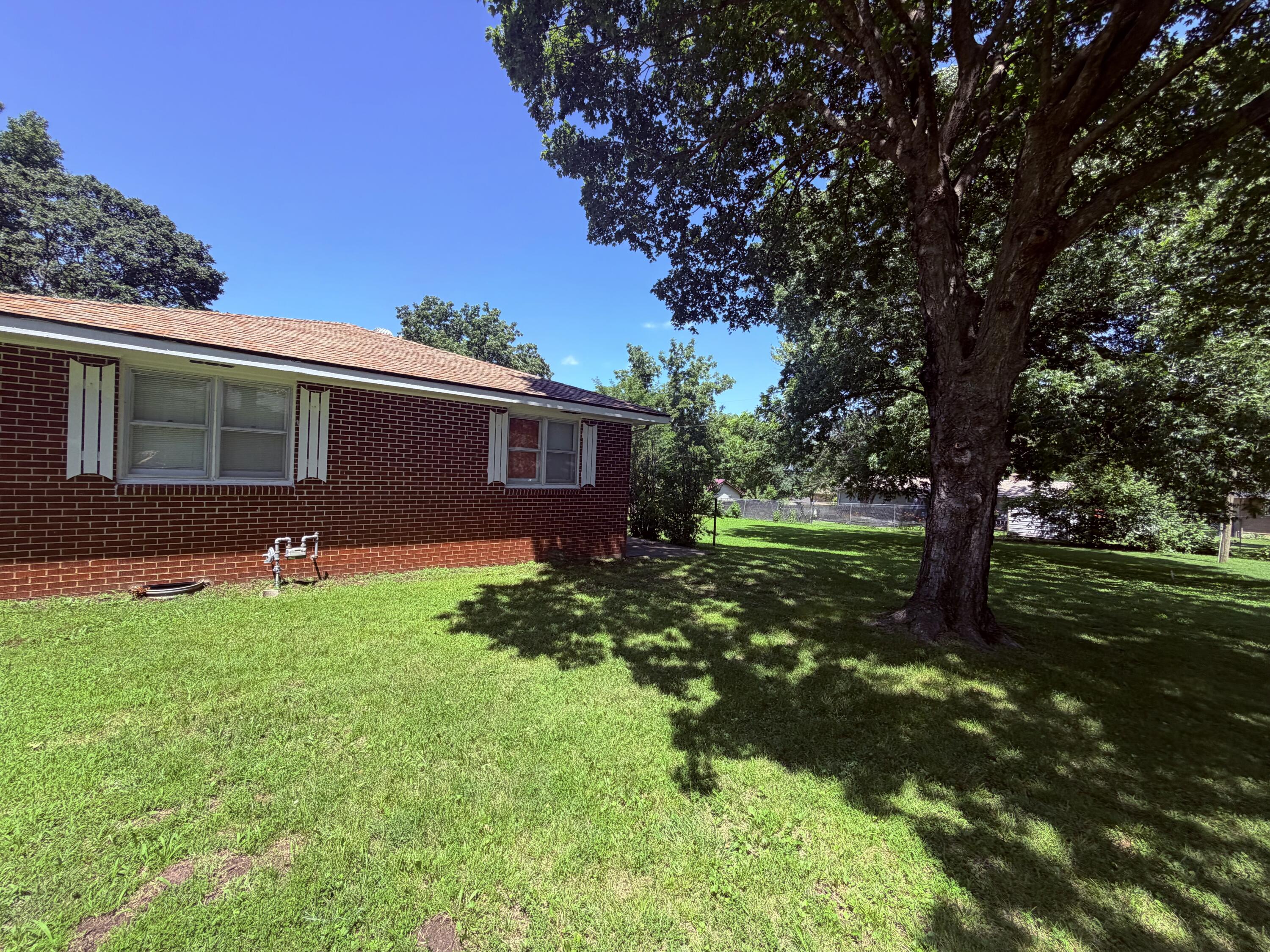 506 Garfield Street Property Photo 7