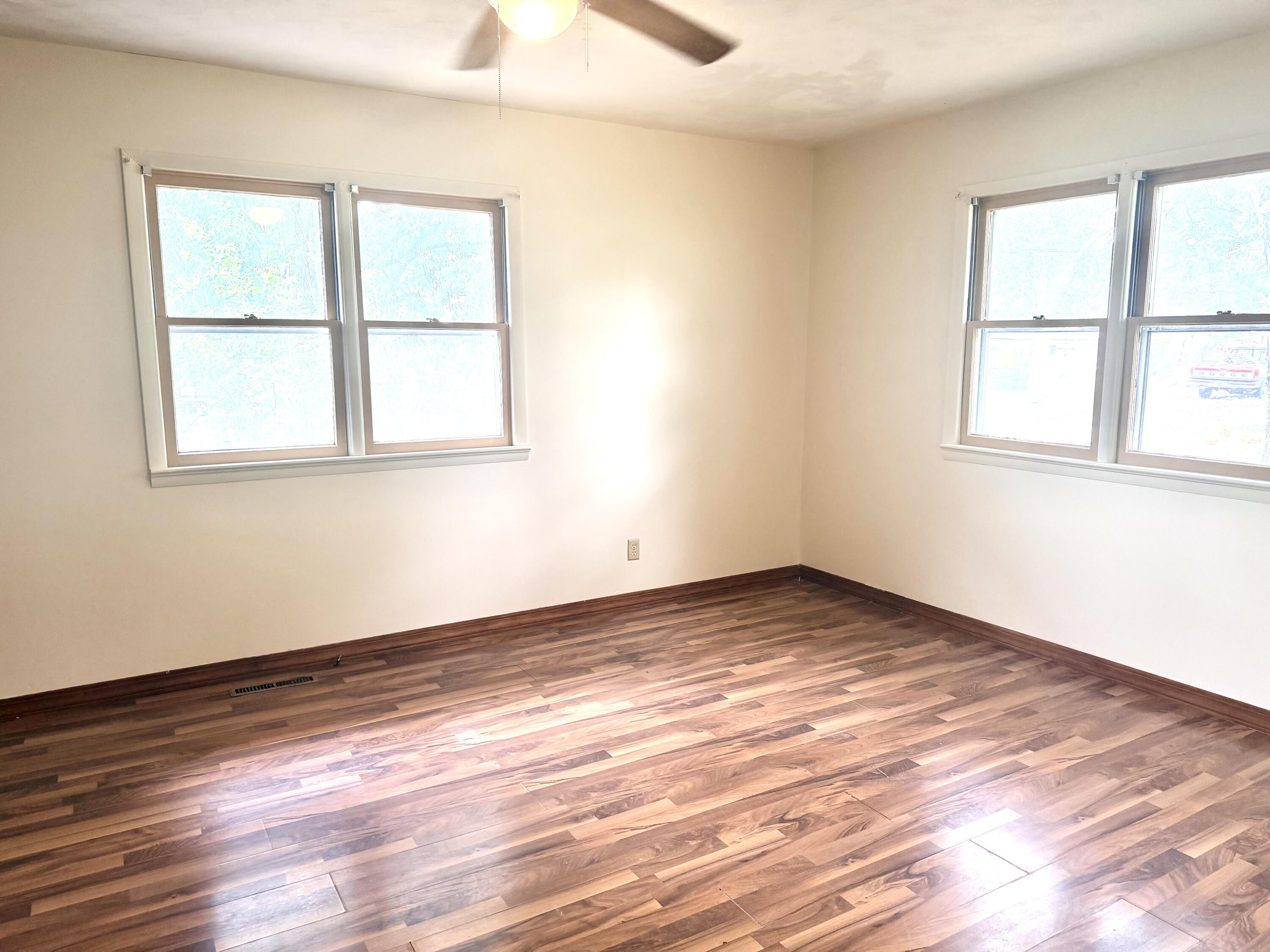 506 Garfield Street Property Photo 23