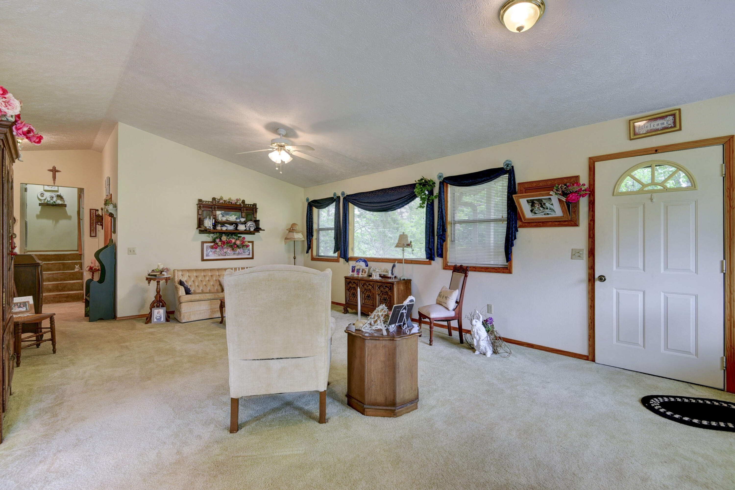 28704 Cromwell Road Property Photo 14