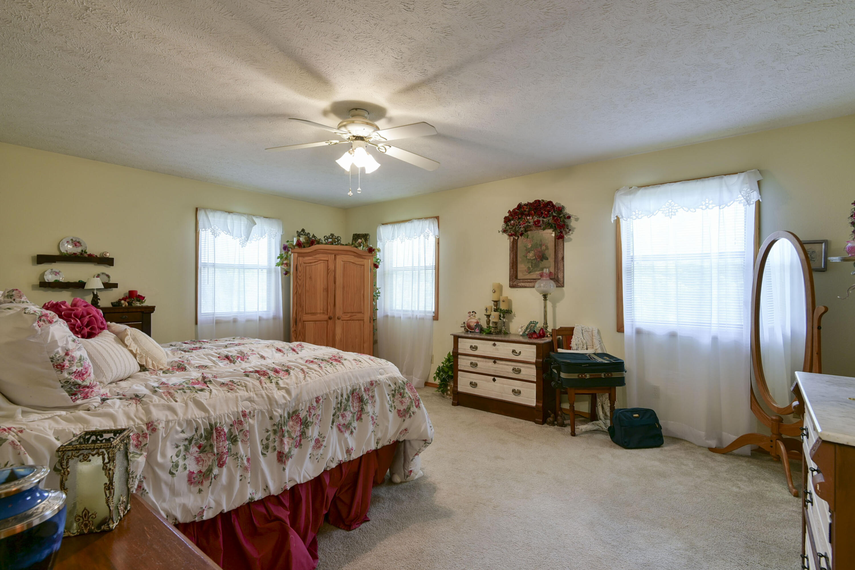 28704 Cromwell Road Property Photo 25