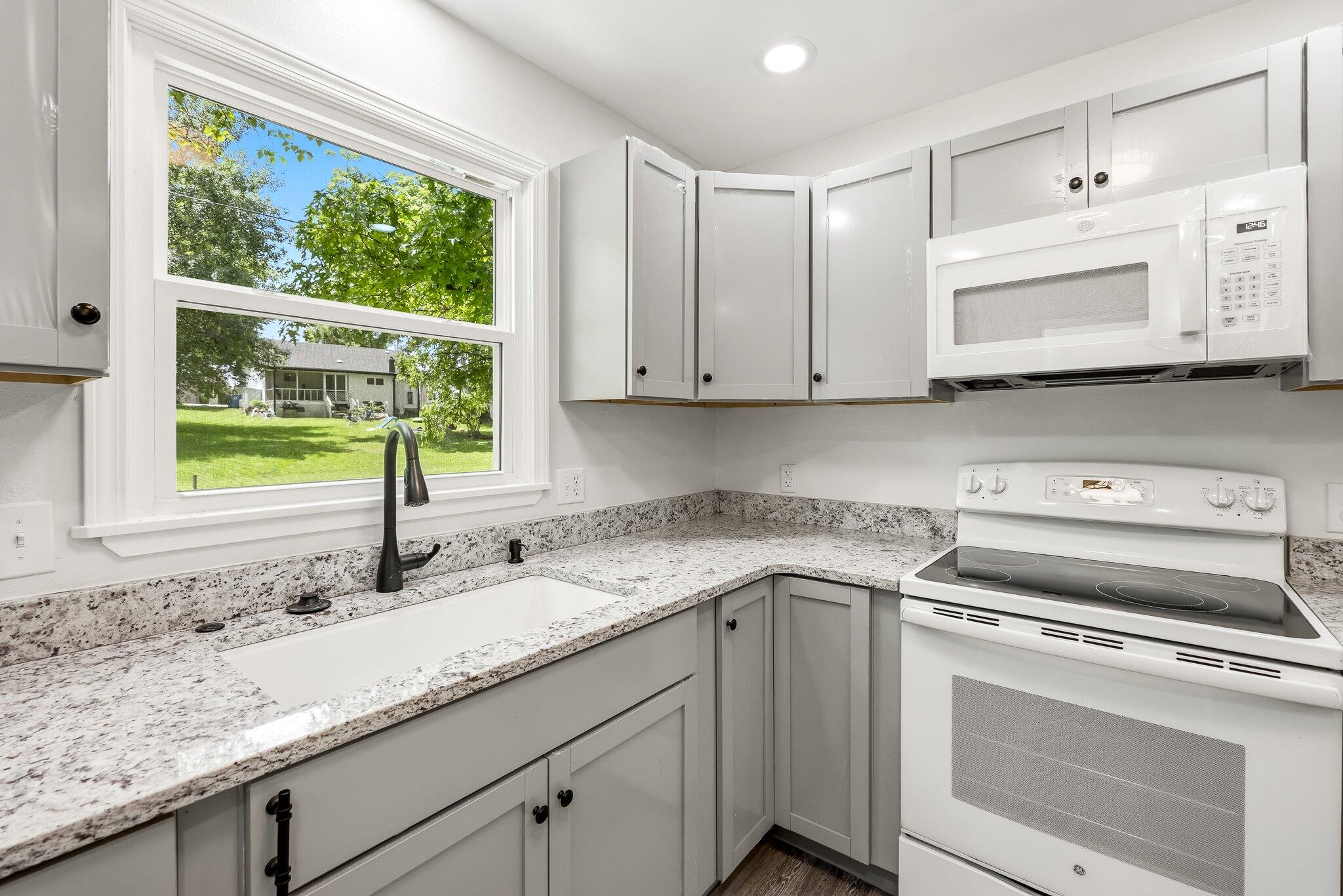 183 Allaman Drive Property Photo 15