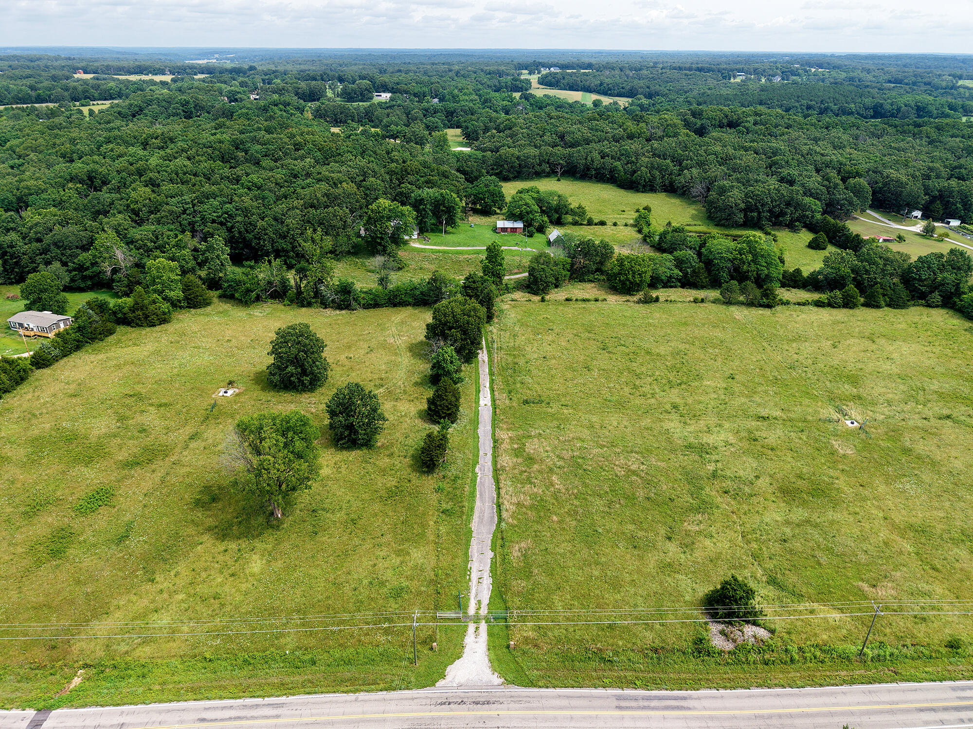 2209 State Highway Dd Property Photo 5