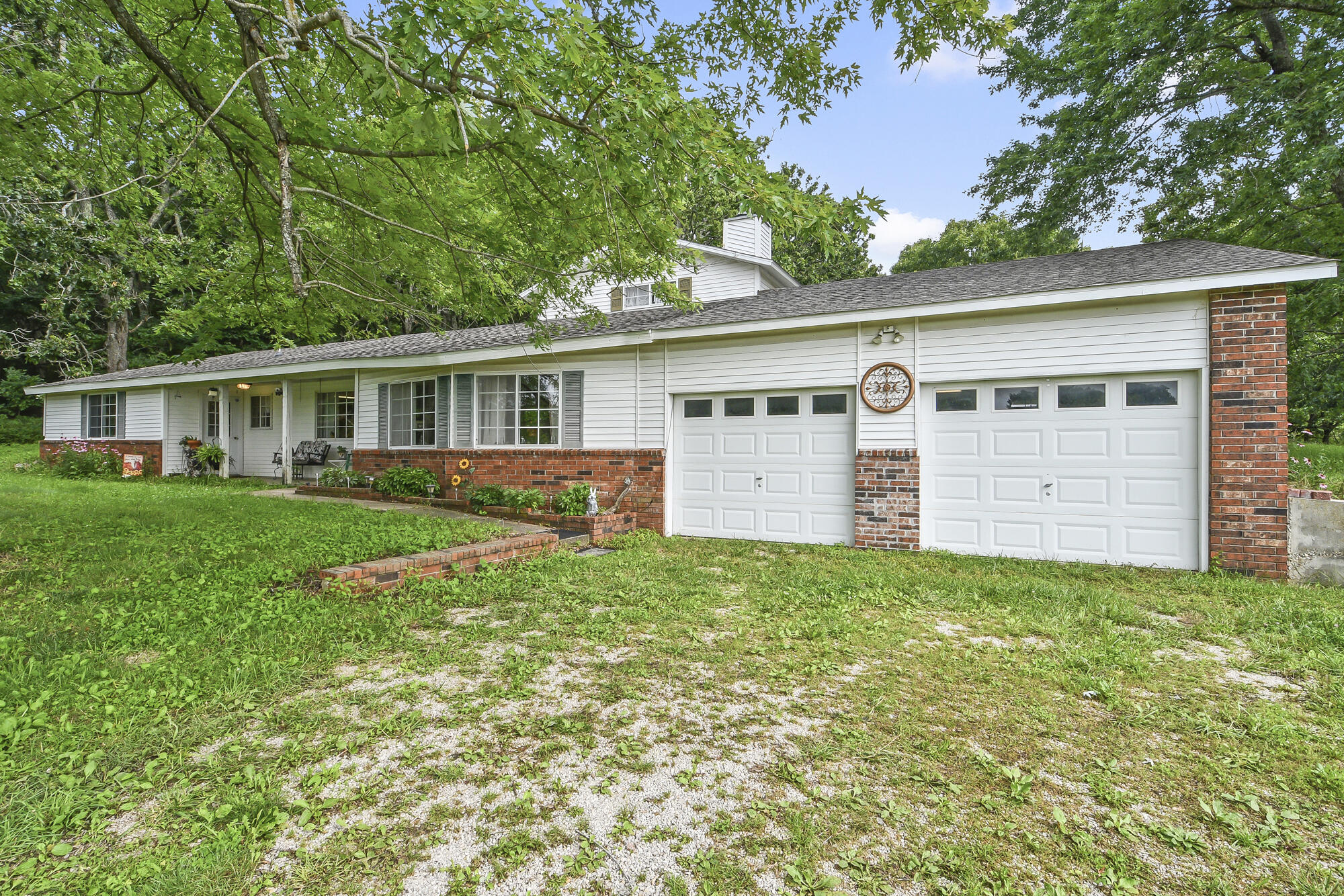 2209 State Highway Dd Property Photo 1