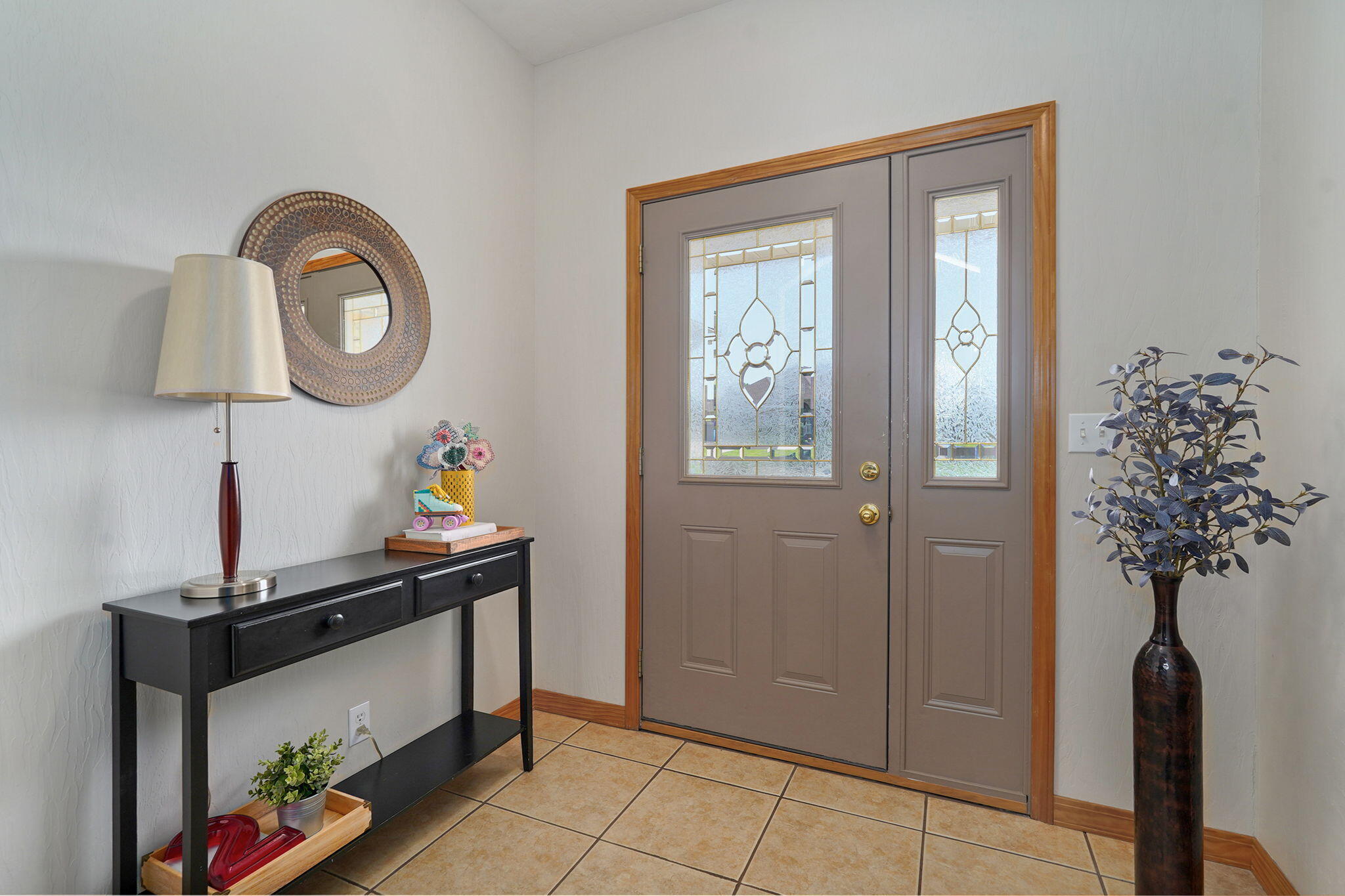 3713 North Croswell Avenue Property Photo 7