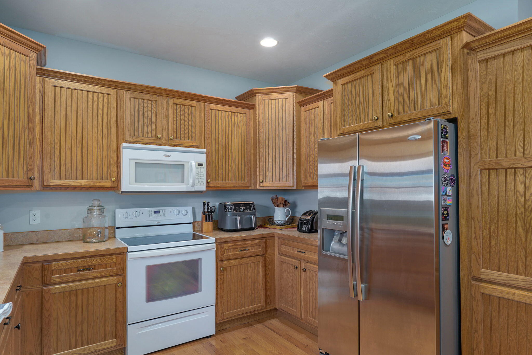 3713 North Croswell Avenue Property Photo 16