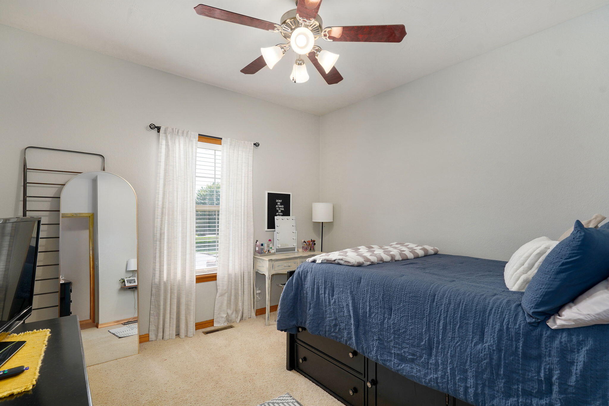 3713 North Croswell Avenue Property Photo 26