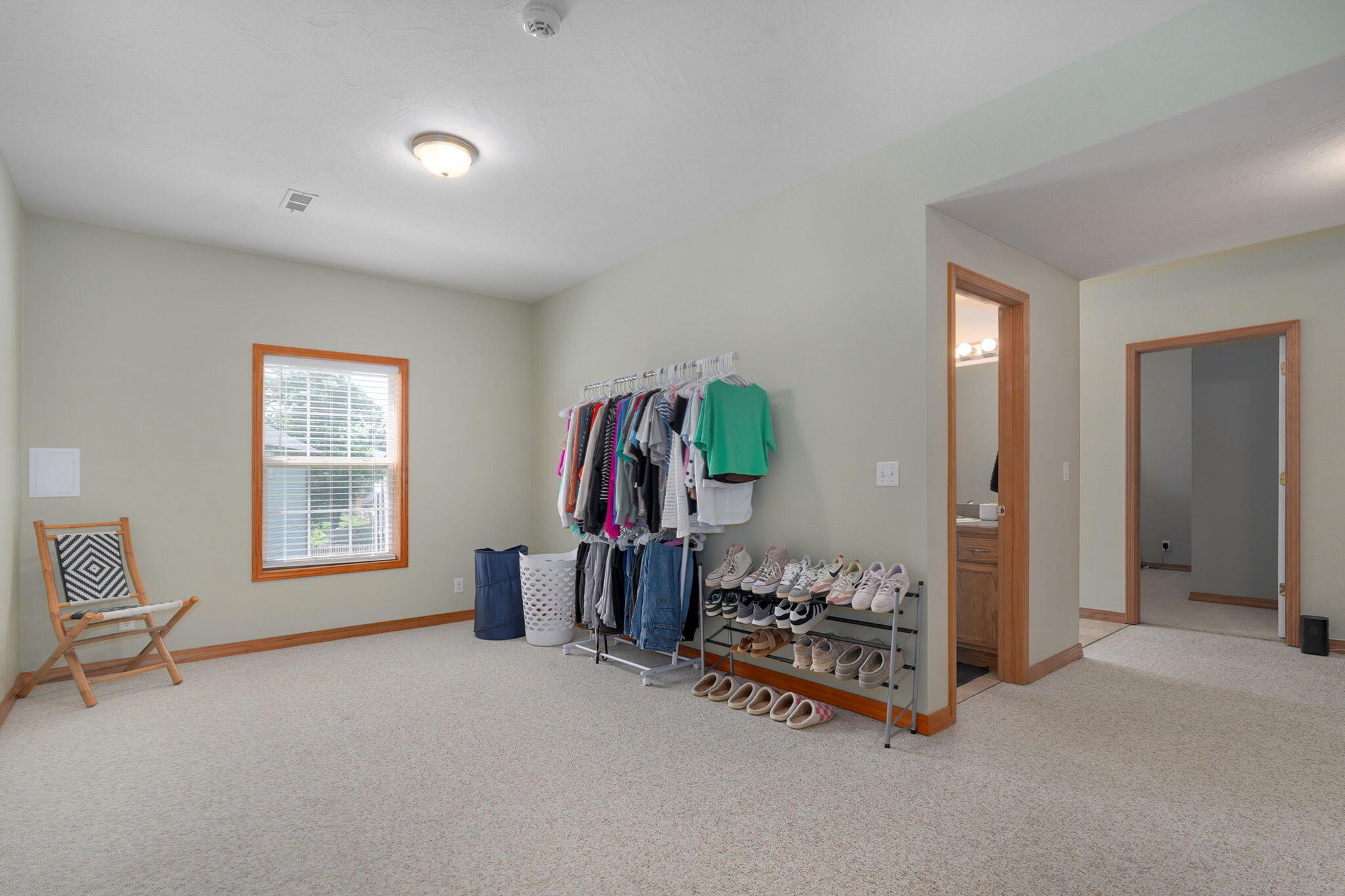 3713 North Croswell Avenue Property Photo 28