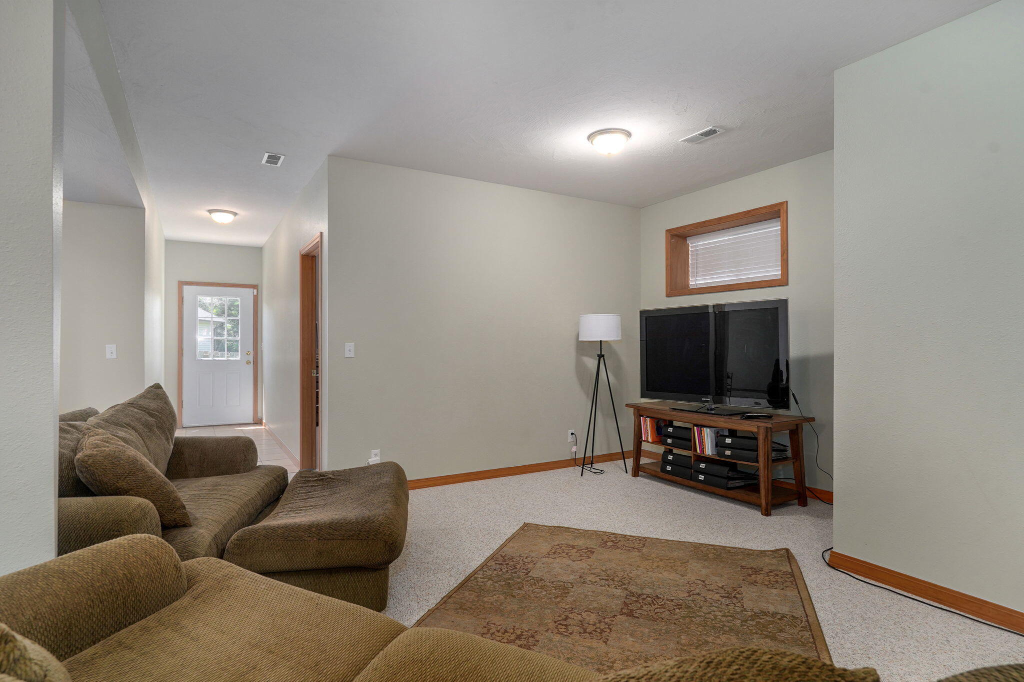 3713 North Croswell Avenue Property Photo 31