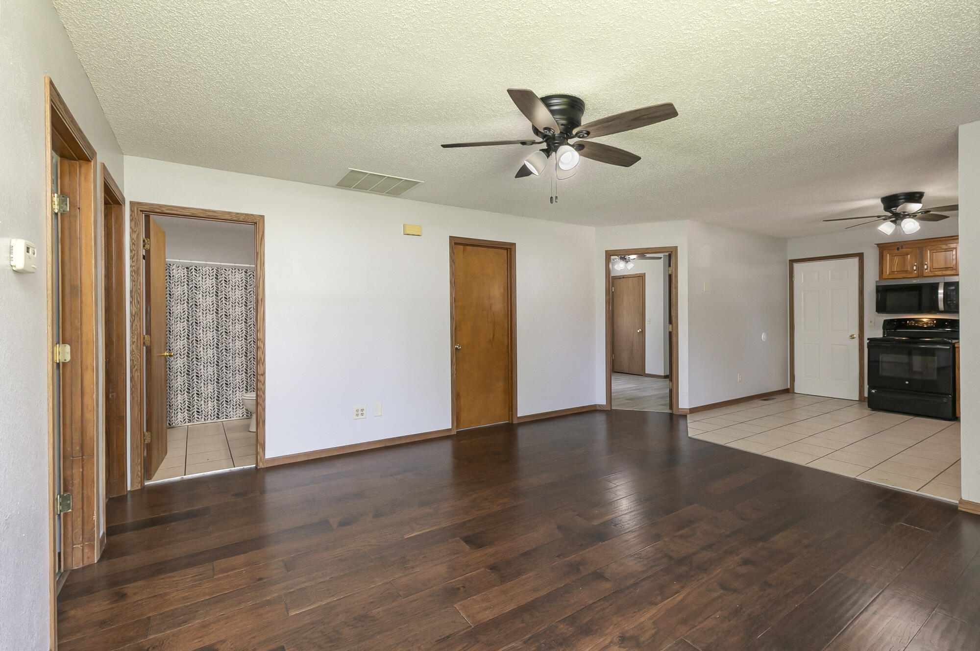 680 North Holt Avenue Property Photo 6