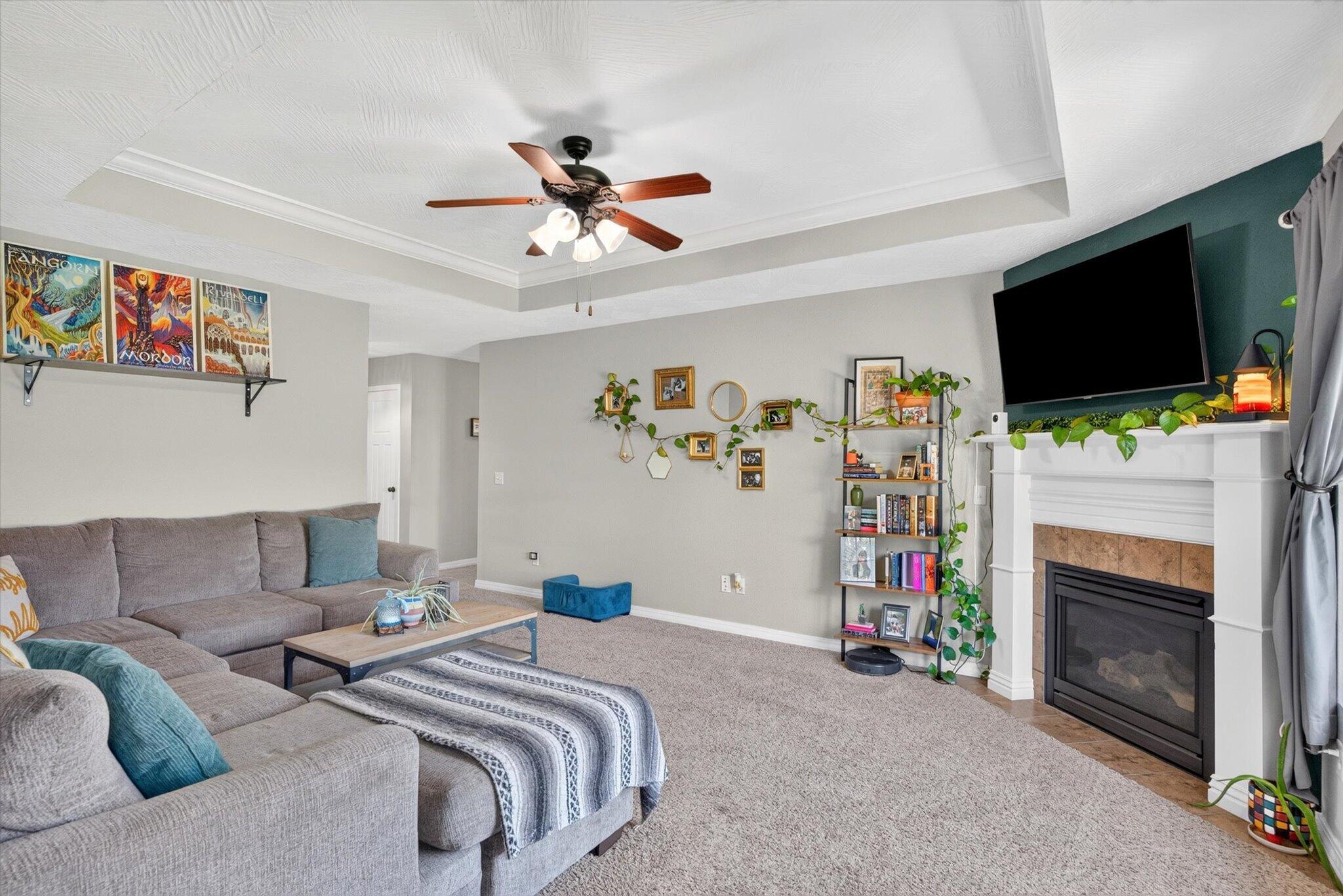 1208 South Jaylin Avenue Property Photo 8