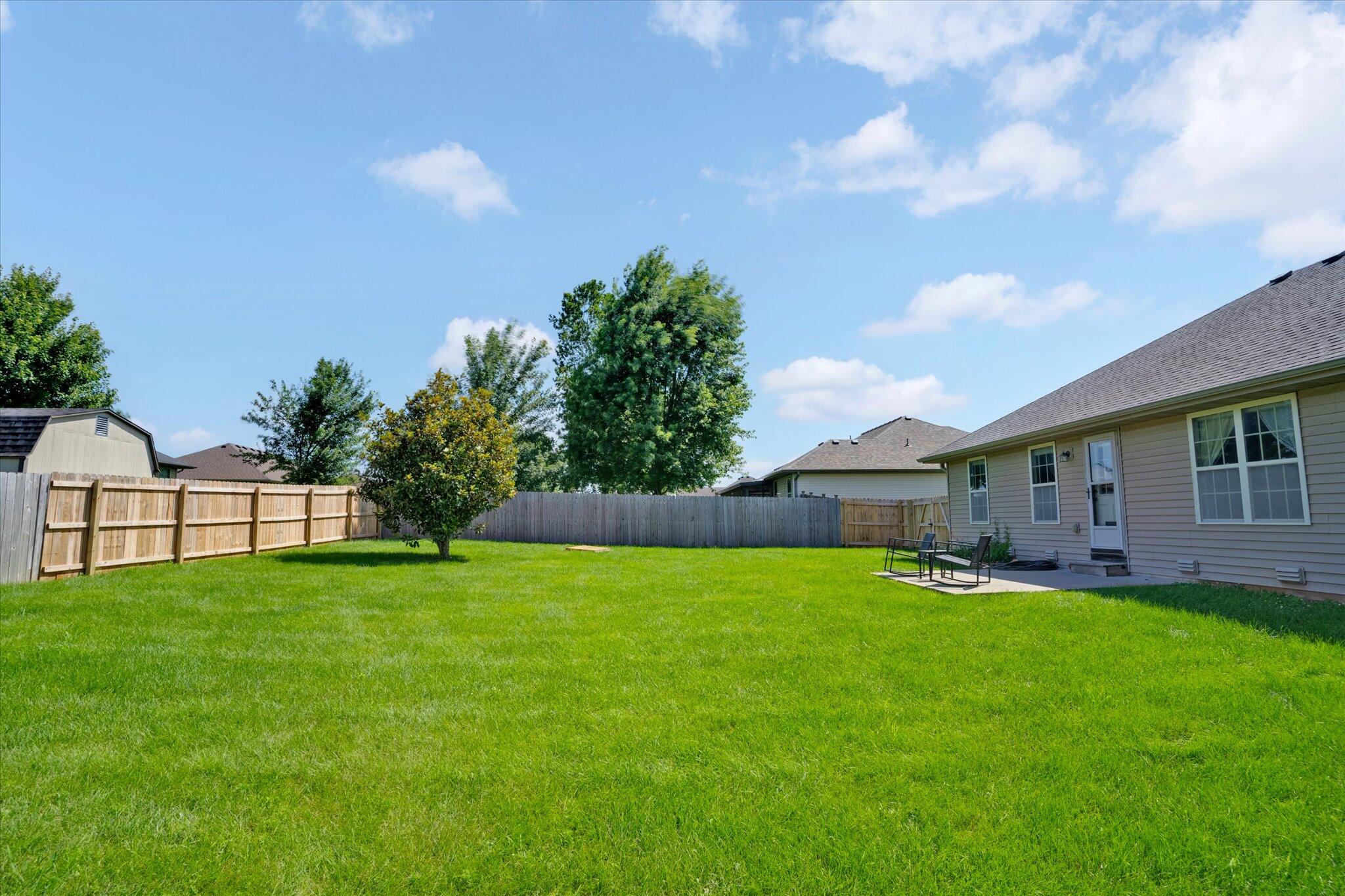 1208 South Jaylin Avenue Property Photo 28