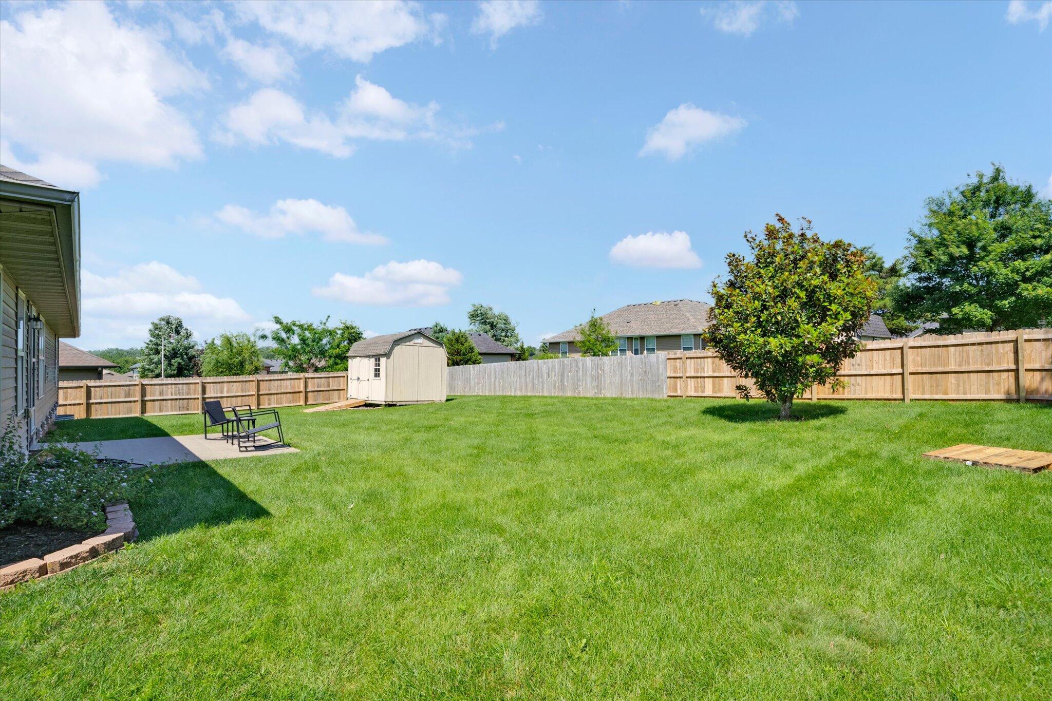 1208 South Jaylin Avenue Property Photo 29