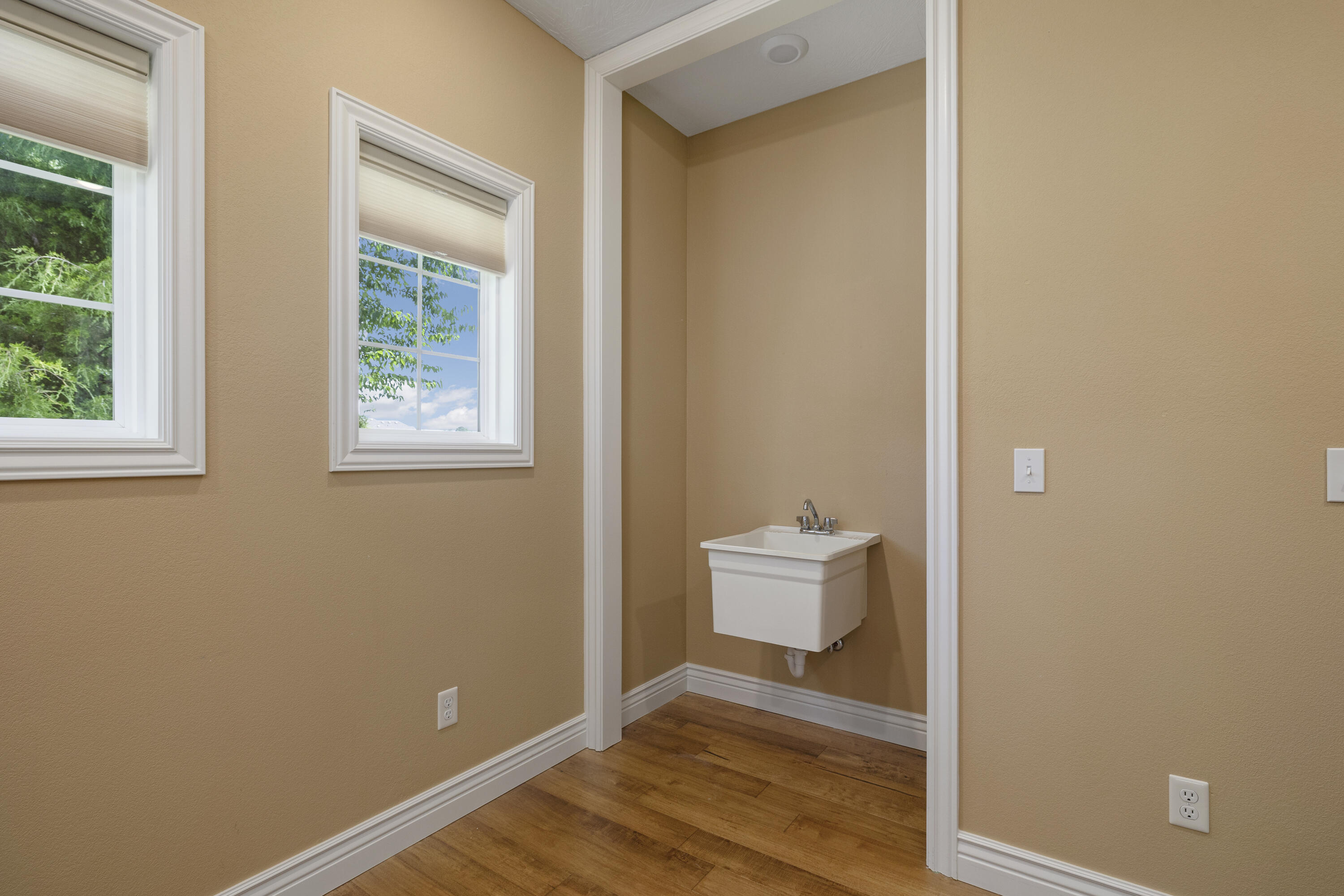1911 North Pavilion Place Property Photo 40
