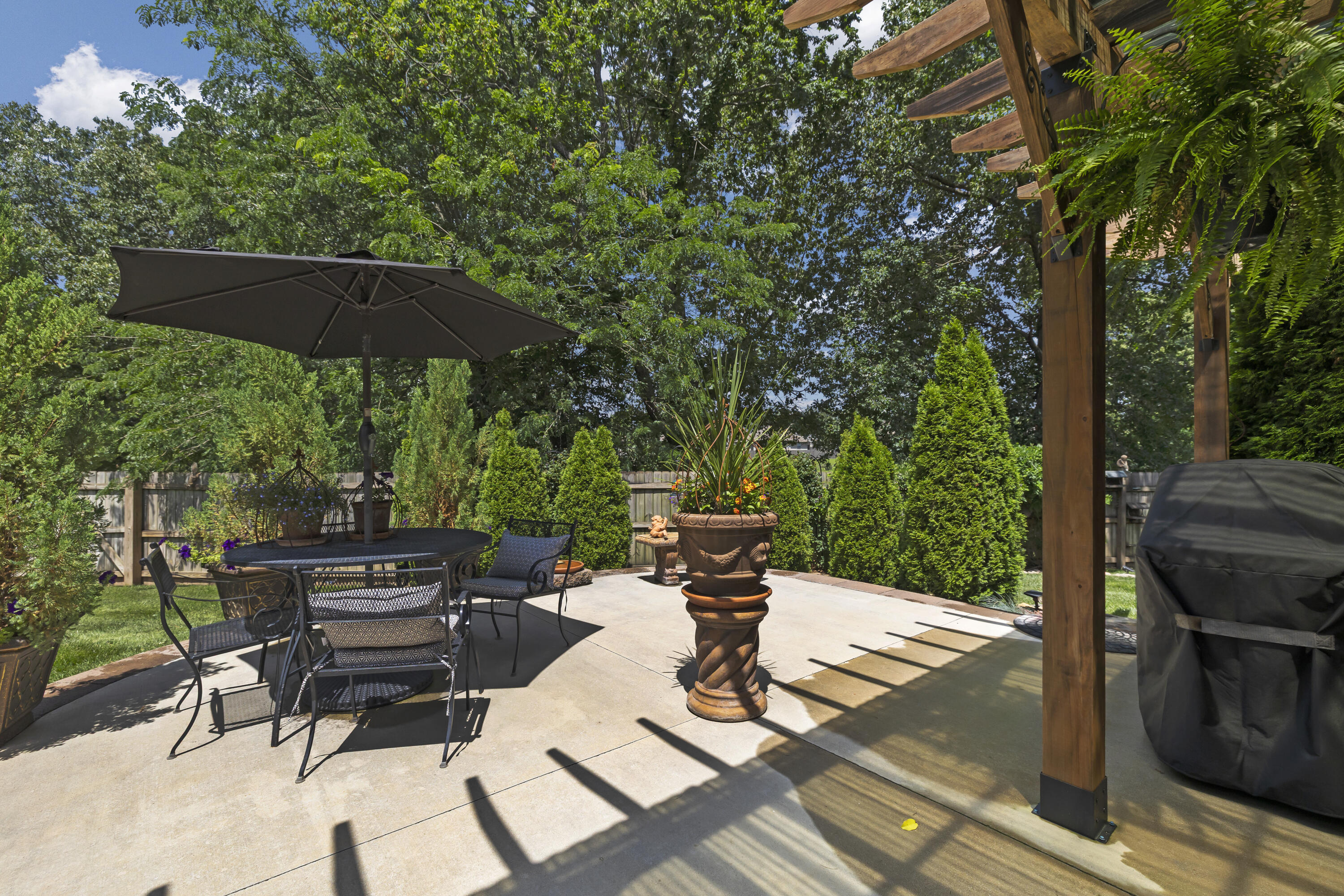 1911 North Pavilion Place Property Photo 48