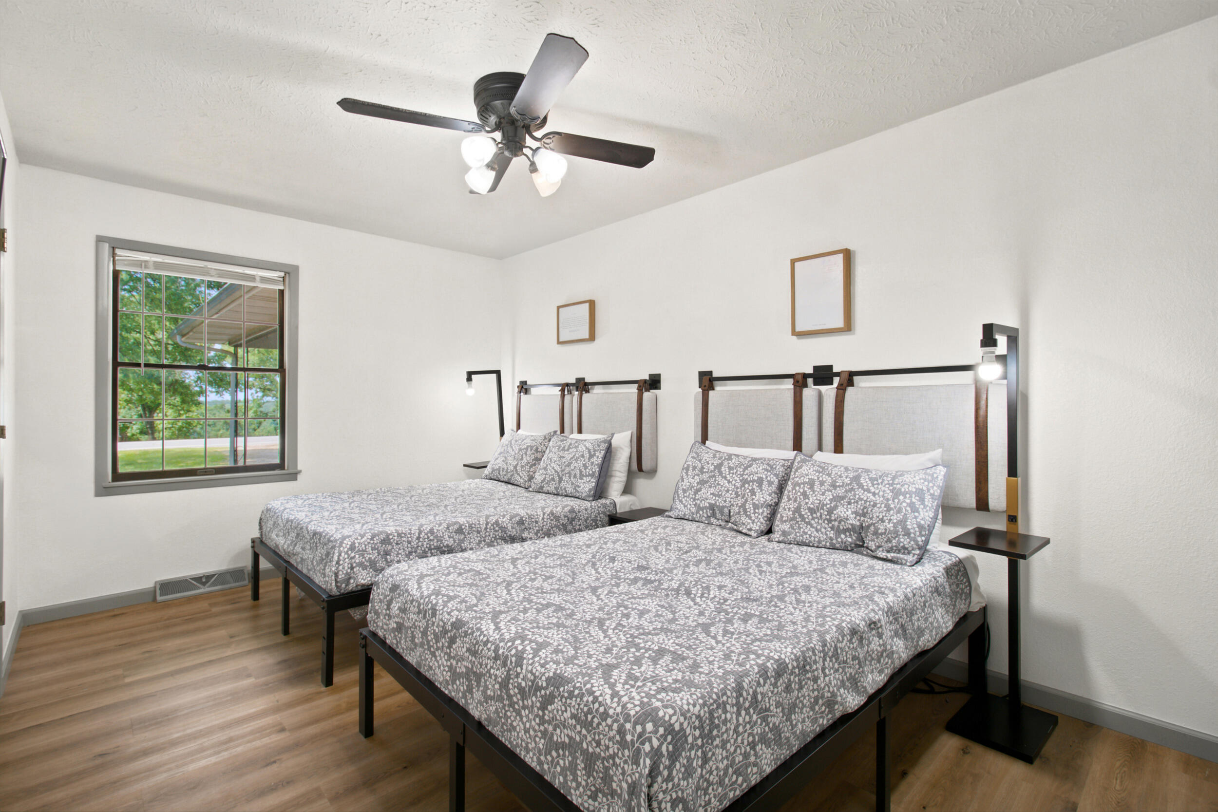 26416 State Highway Yy Property Photo 15