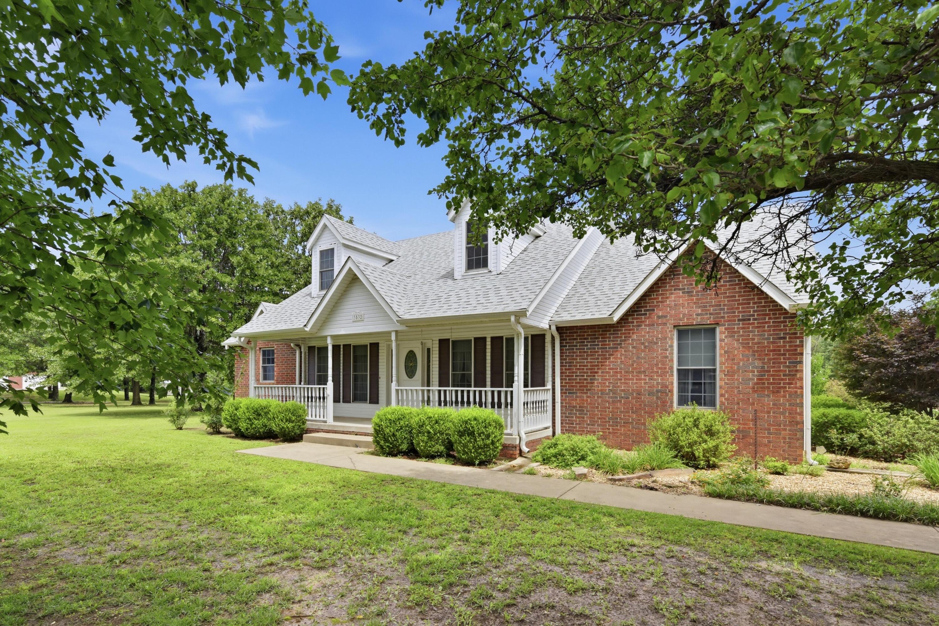 3532 Willow Lane Property Photo 2