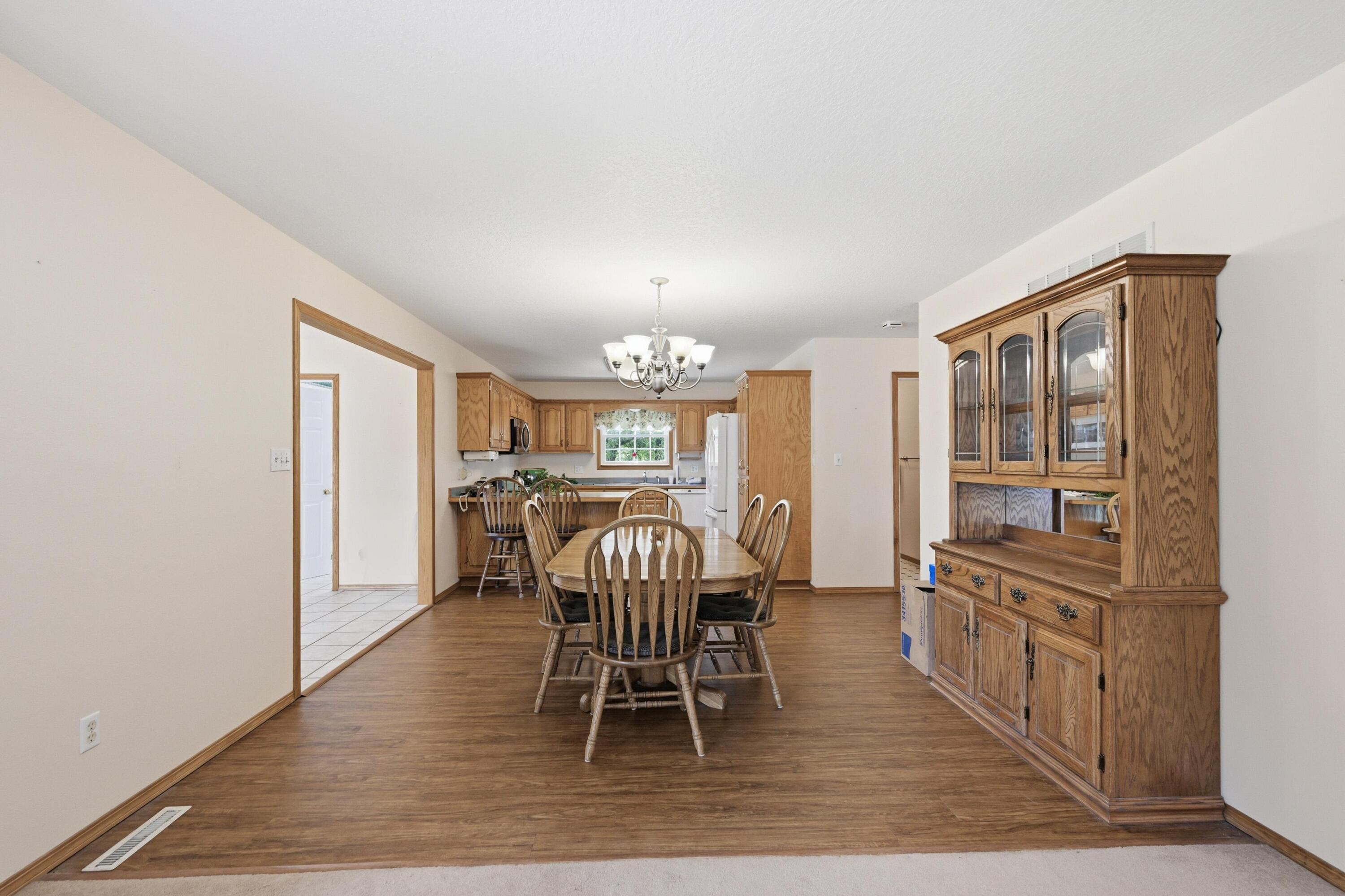 3532 Willow Lane Property Photo 12