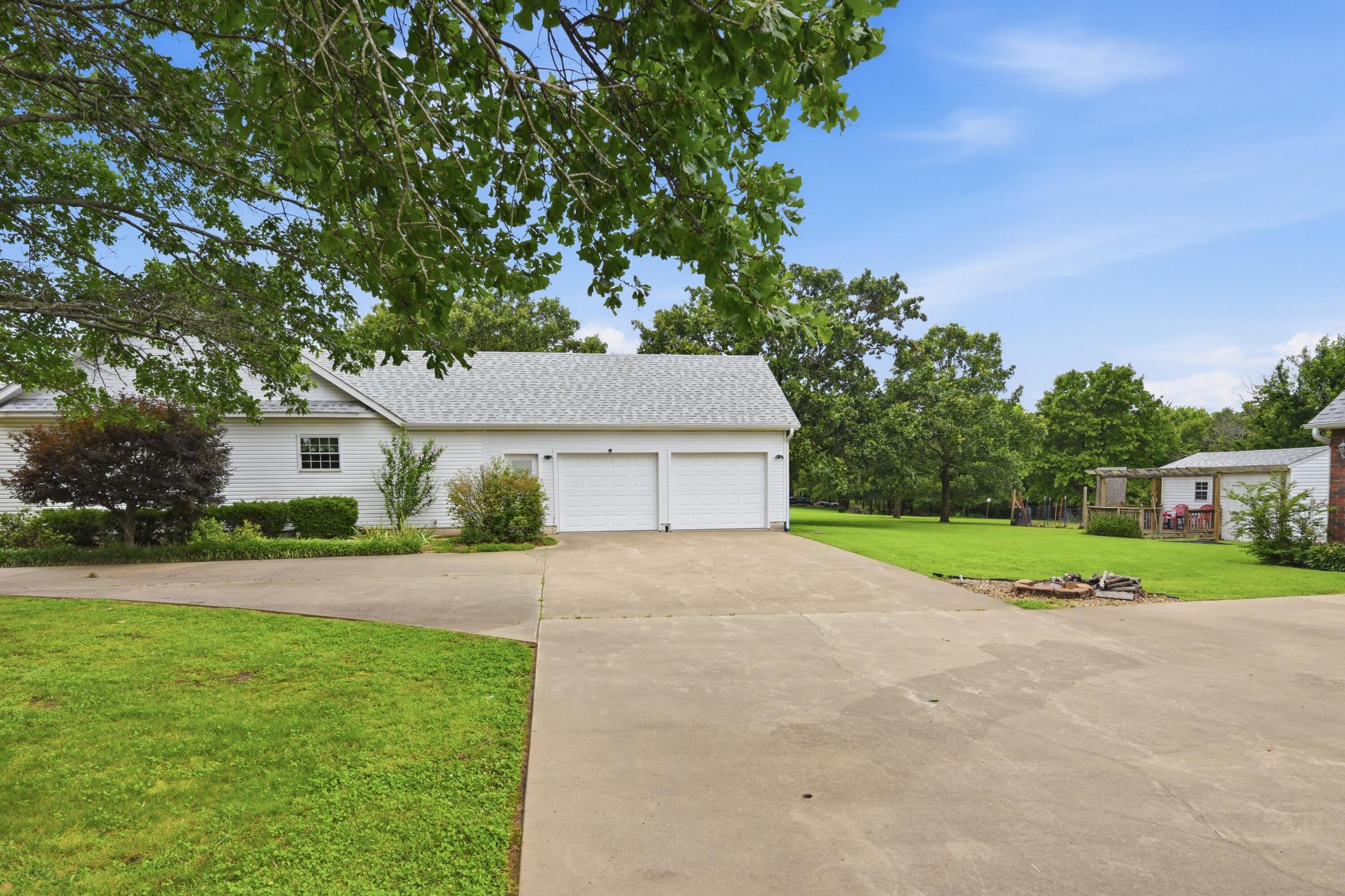3532 Willow Lane Property Photo 59