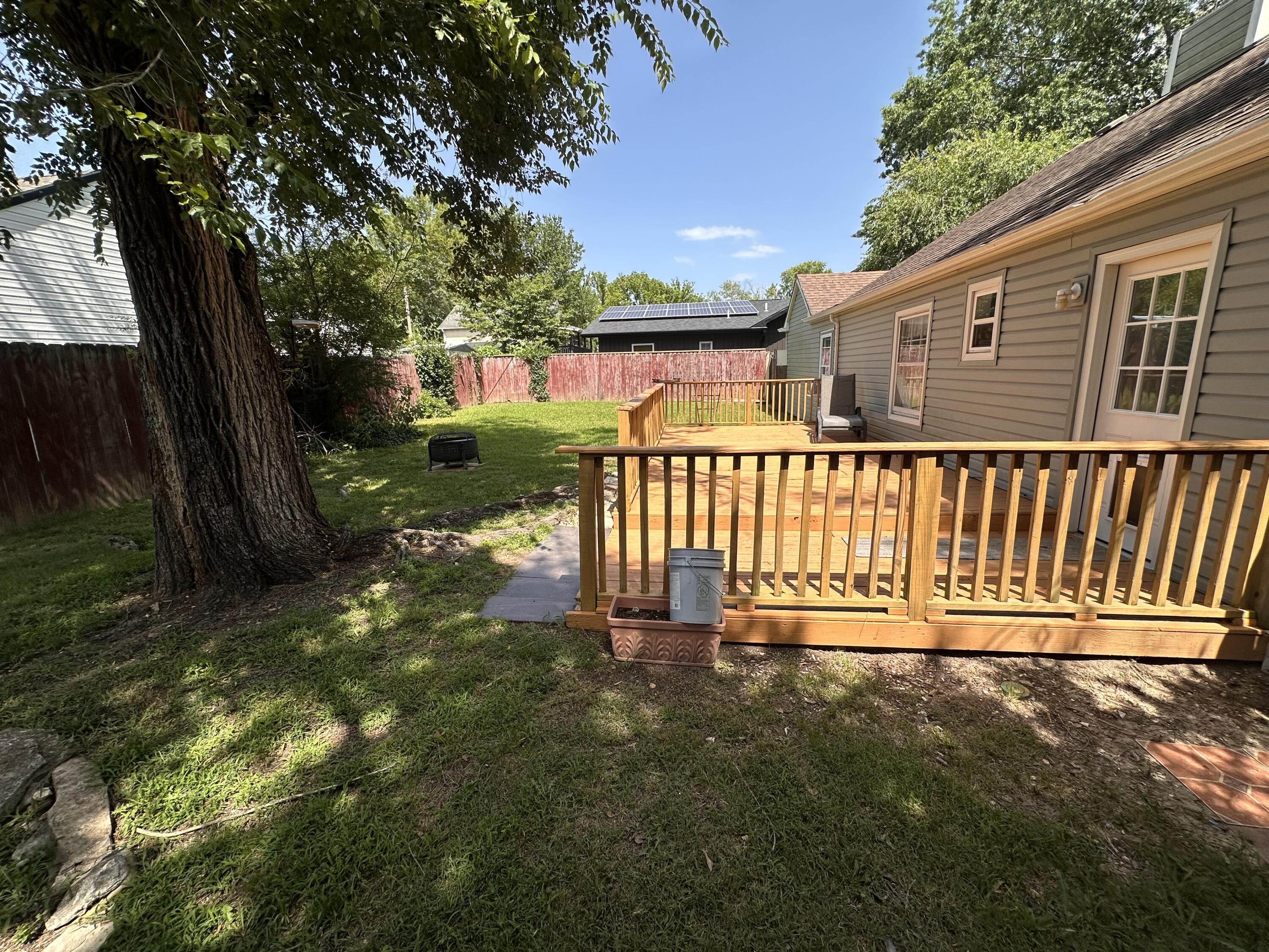 311 Brown Street Property Photo 21