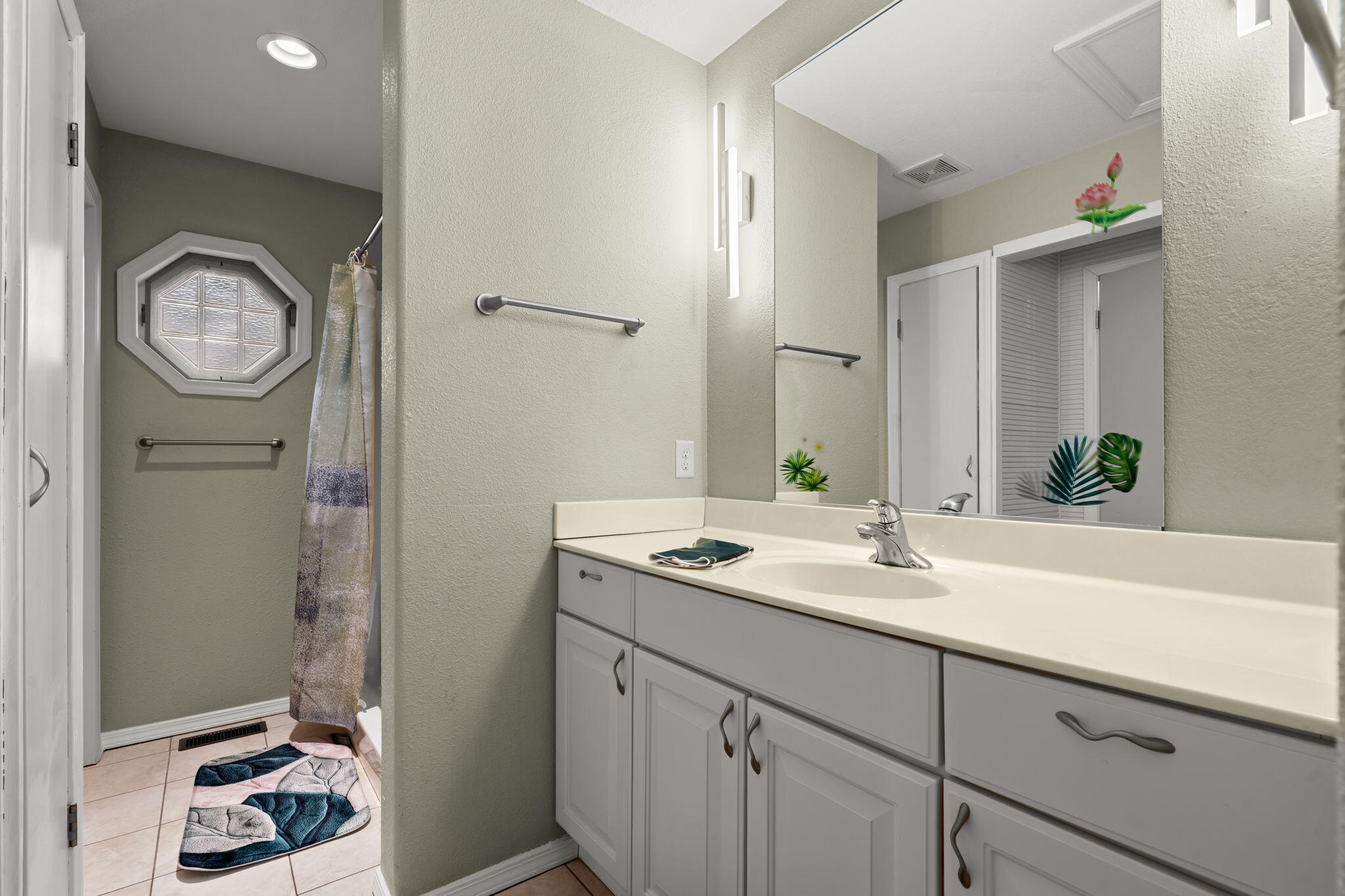 111 Vin Villa Property Photo 26