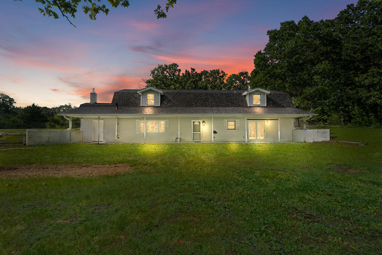 363 Villa Drive Property Photo 1