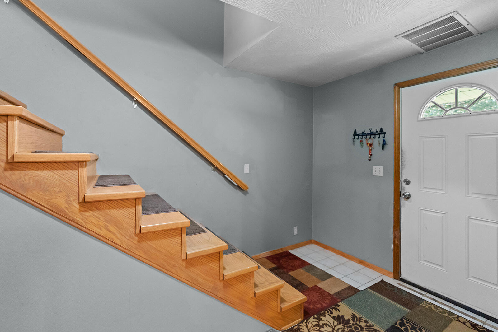 363 Villa Drive Property Photo 7