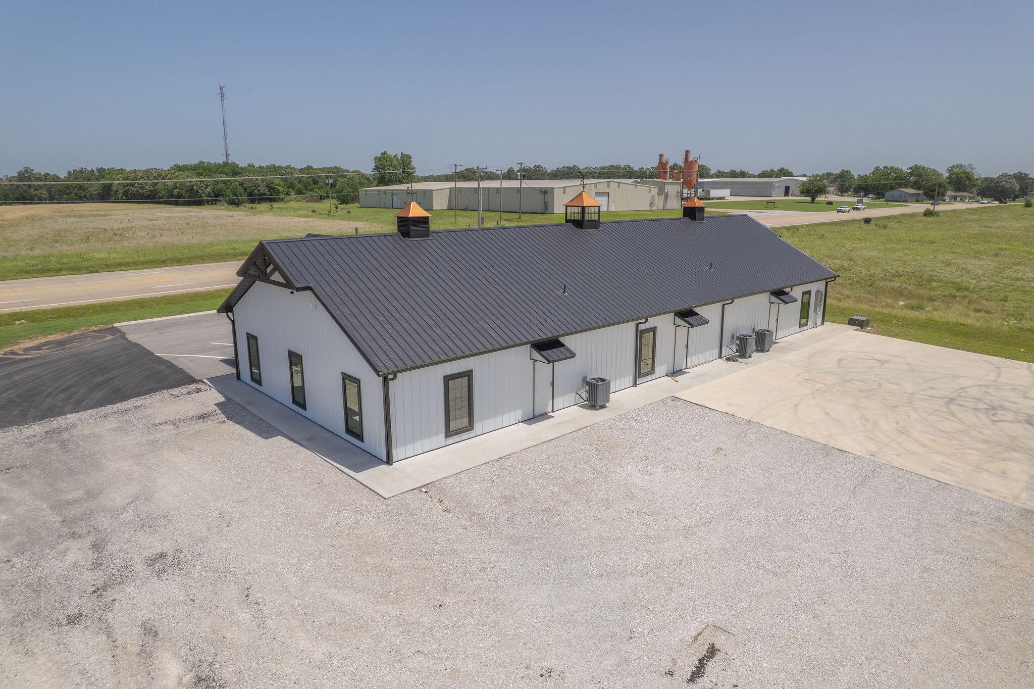 13221 Jay Drive Suite C Property Photo 7