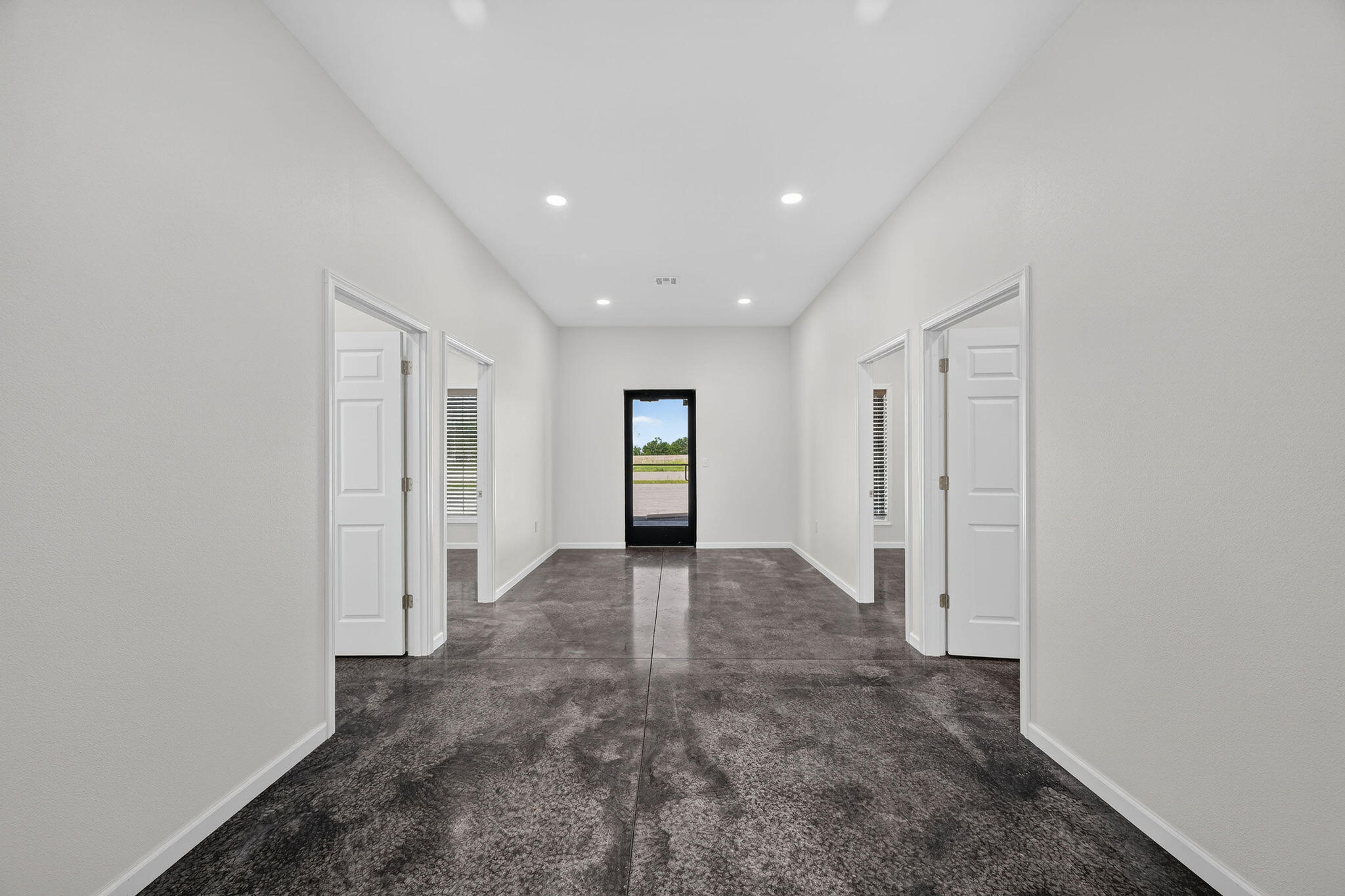 13221 Jay Drive Suite C Property Photo 15