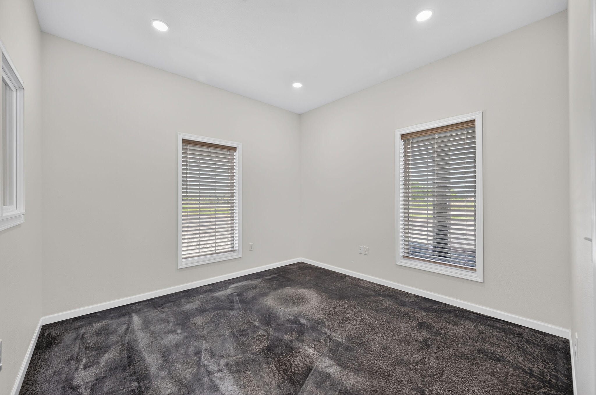 13221 Jay Drive Suite C Property Photo 16