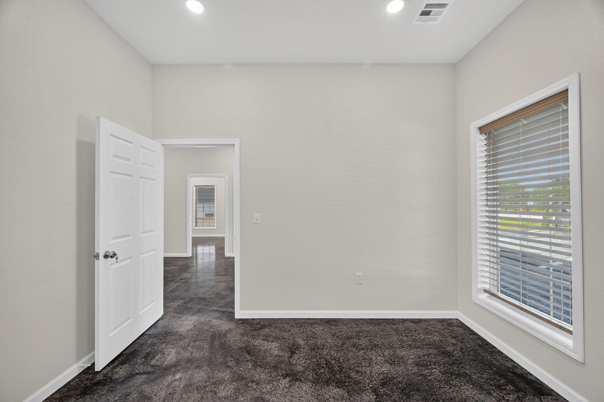 13221 Jay Drive Suite C Property Photo 19