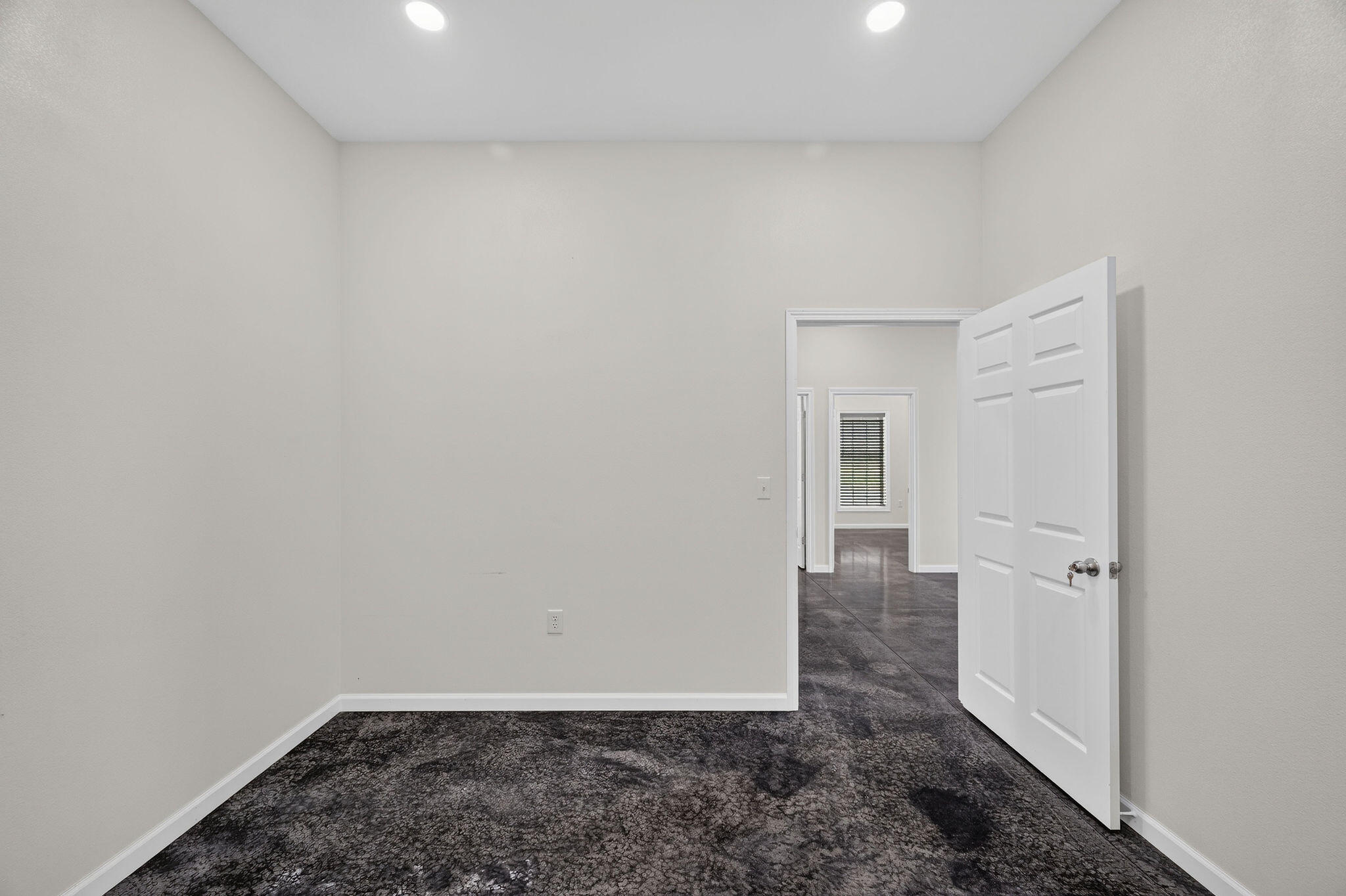 13221 Jay Drive Suite C Property Photo 26