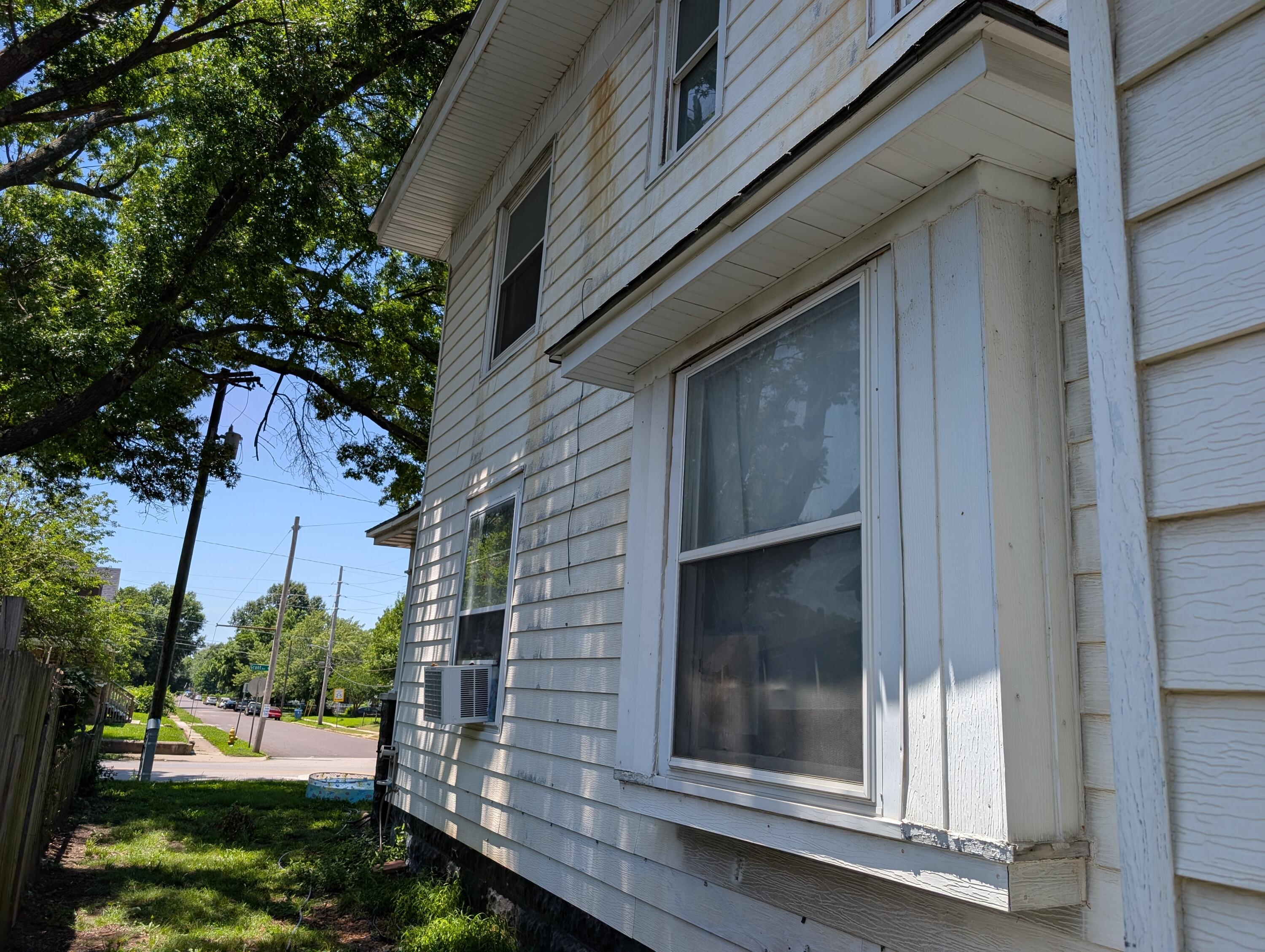 828 North Grant Avenue Property Photo 63