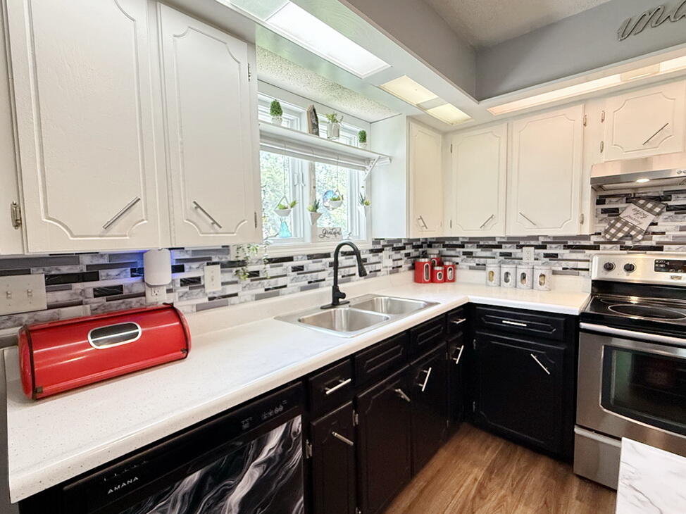 100 North Hickory Street Property Photo 14
