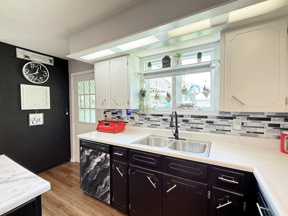 100 North Hickory Street Property Photo 15